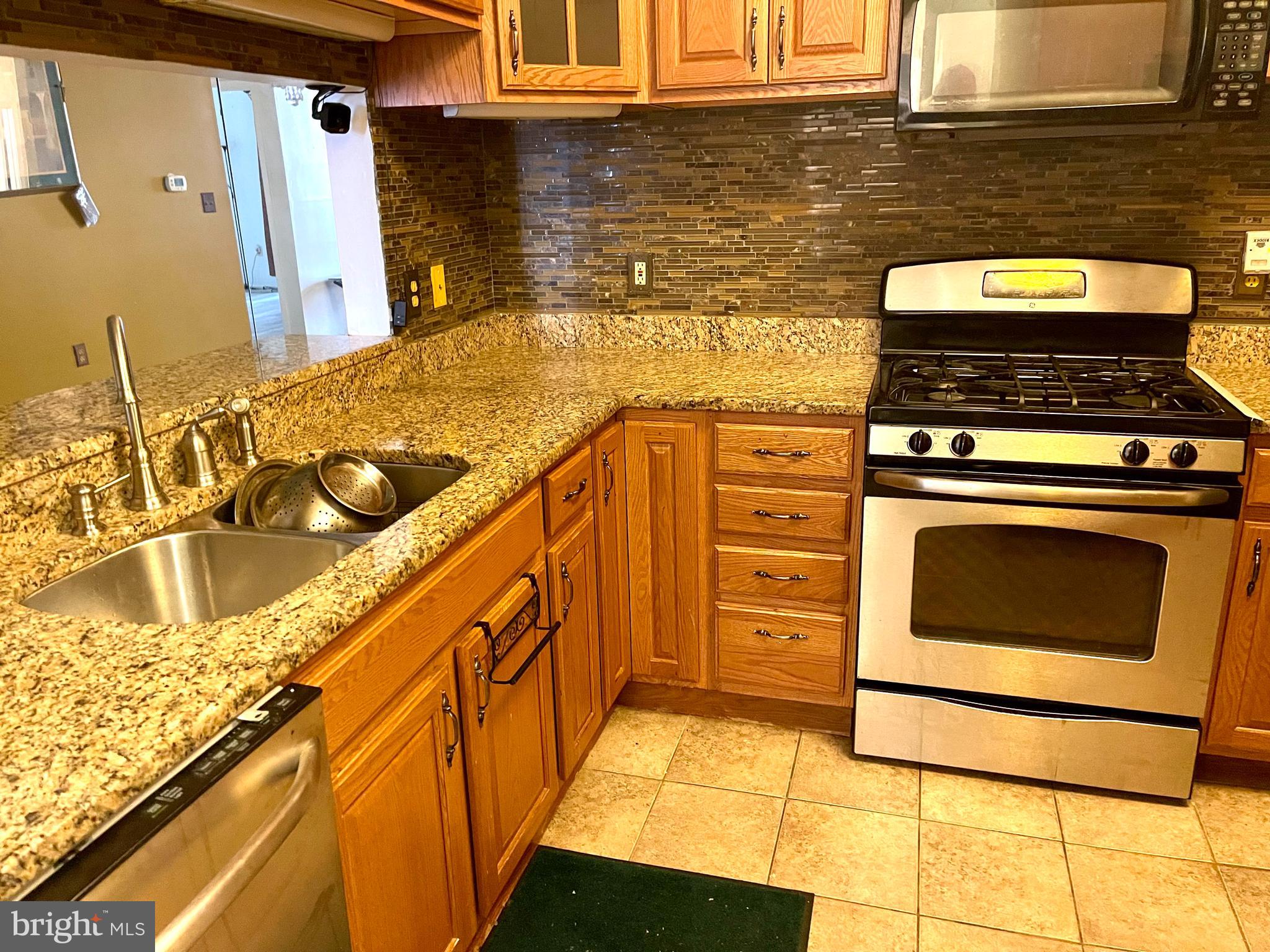 SPRING MILL - Residential