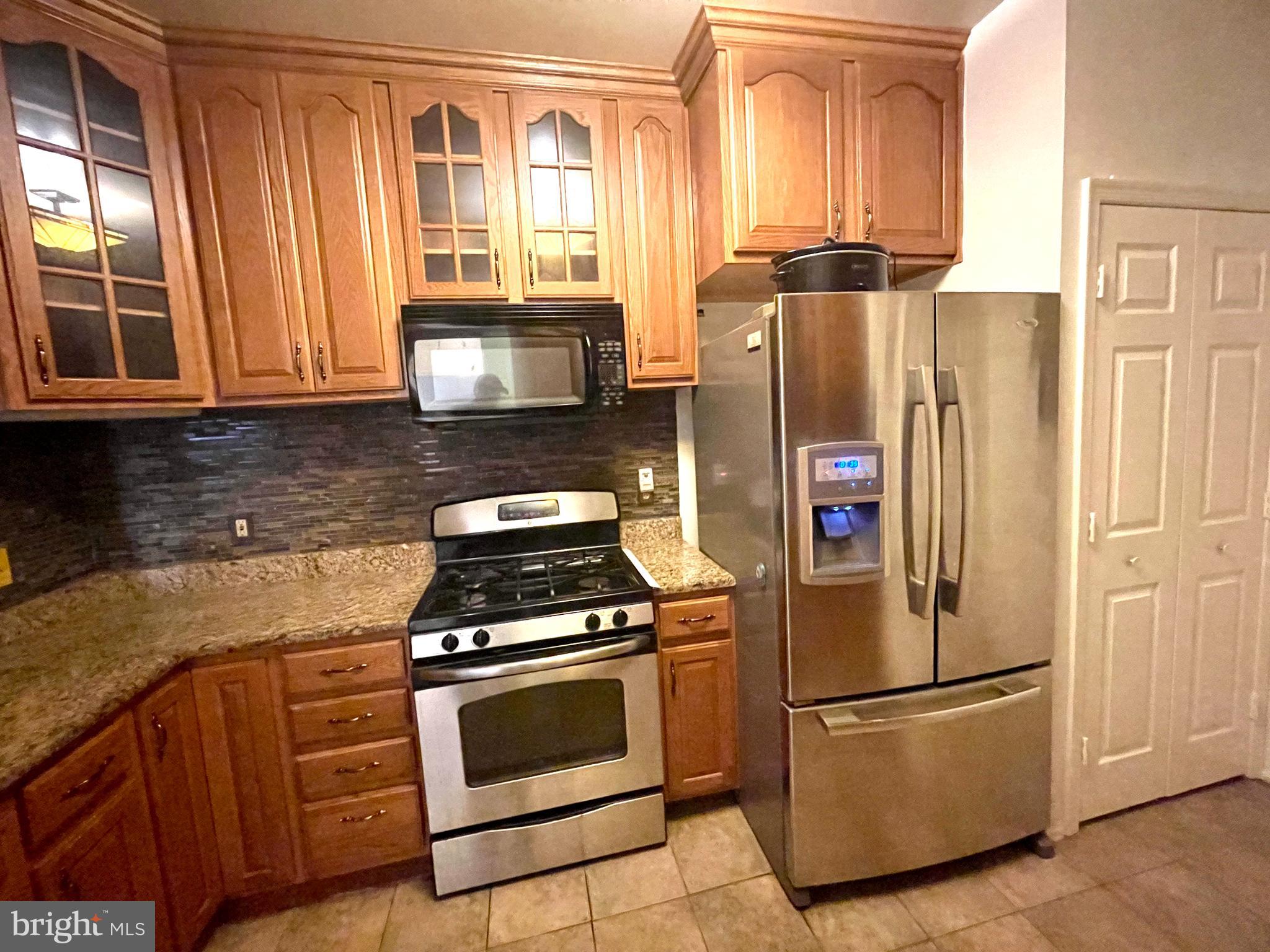 SPRING MILL - Residential