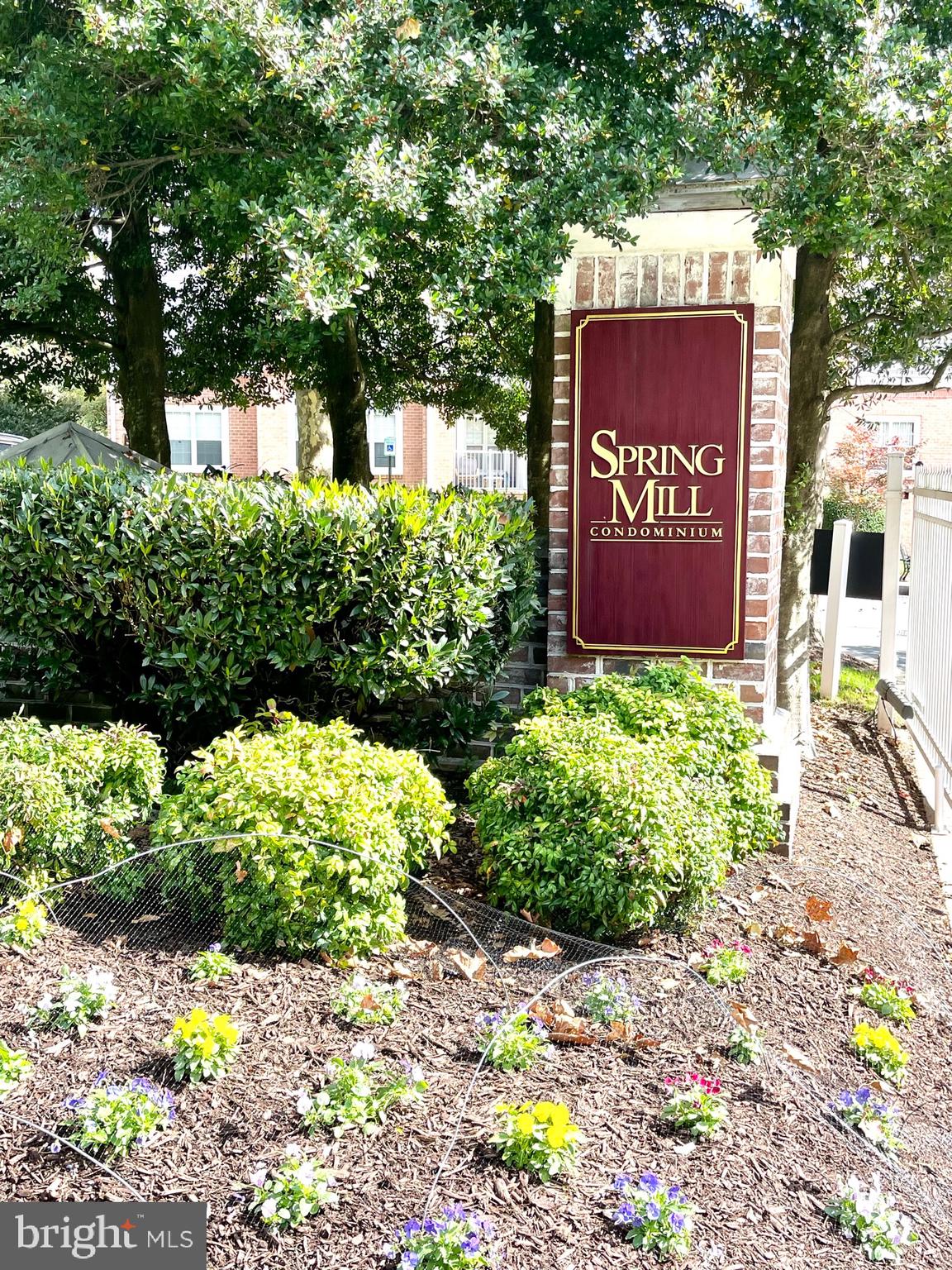 SPRING MILL - Residential