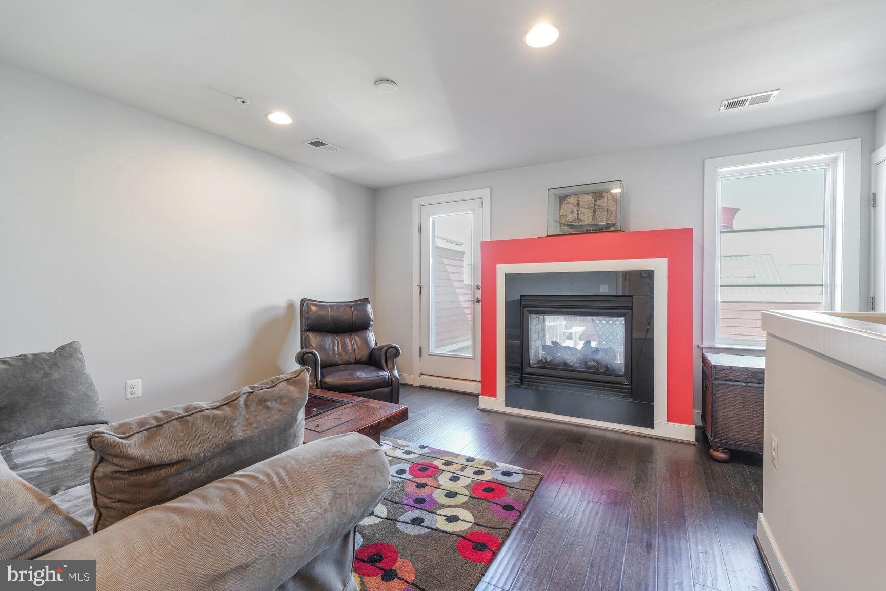 POTOMAC YARD - Residential