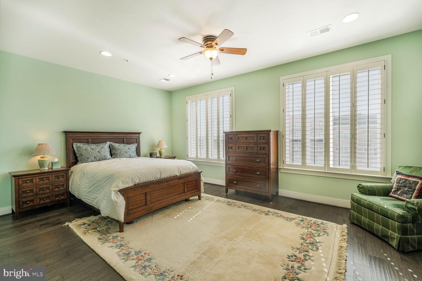 POTOMAC YARD - Residential