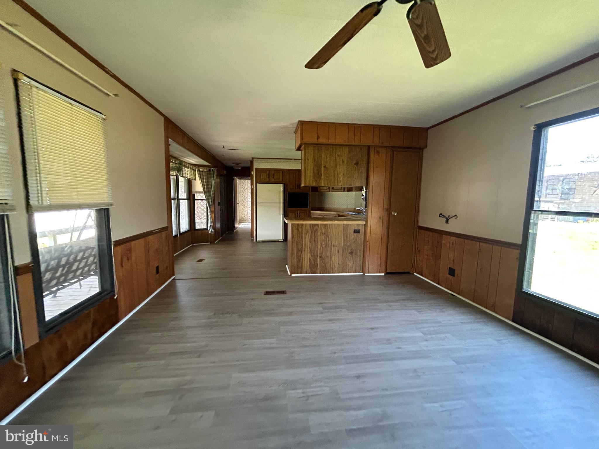 MEADOWVIEW MHP - Residential