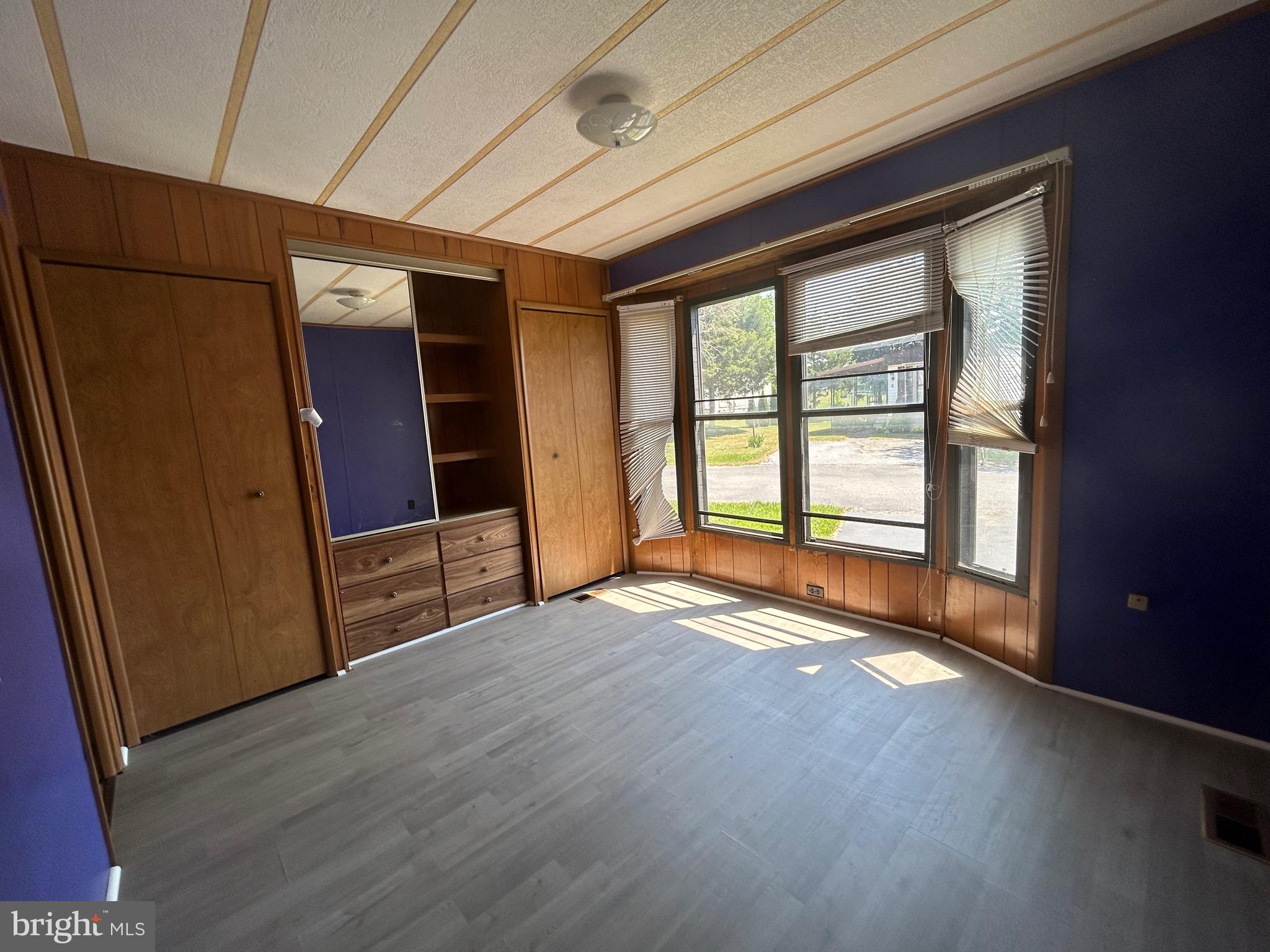 MEADOWVIEW MHP - Residential