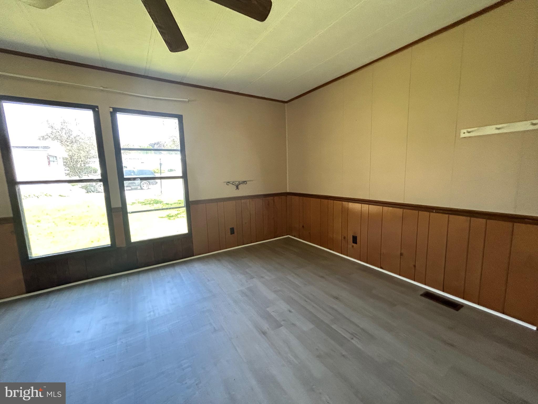 MEADOWVIEW MHP - Residential