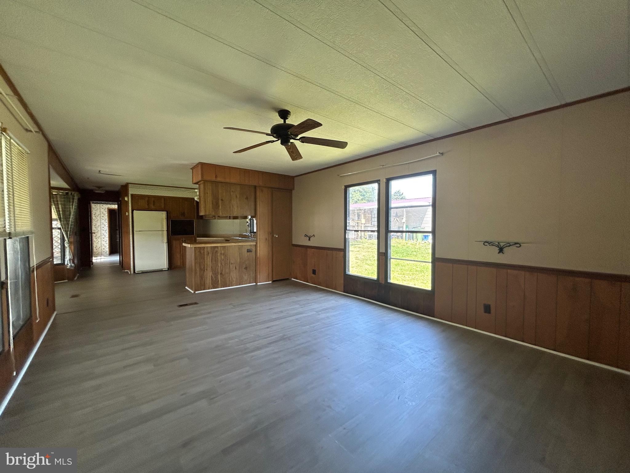 MEADOWVIEW MHP - Residential