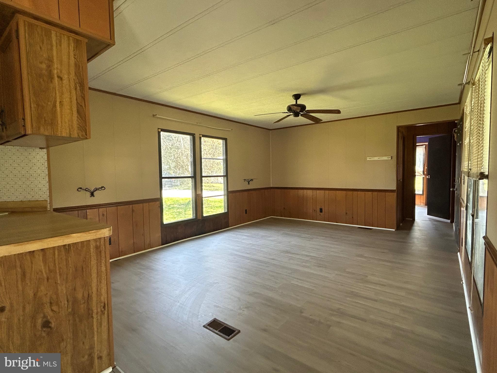 MEADOWVIEW MHP - Residential