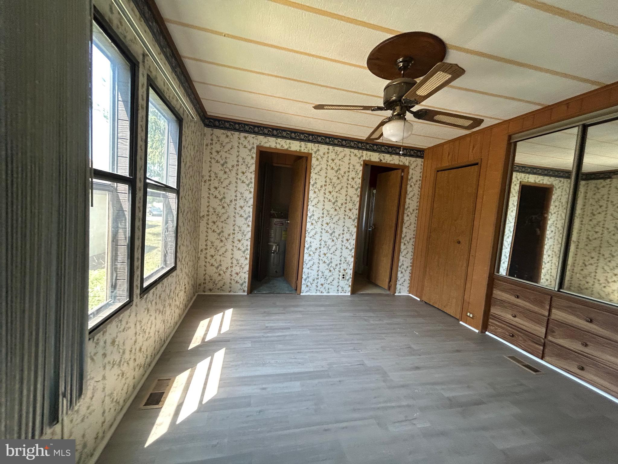 MEADOWVIEW MHP - Residential