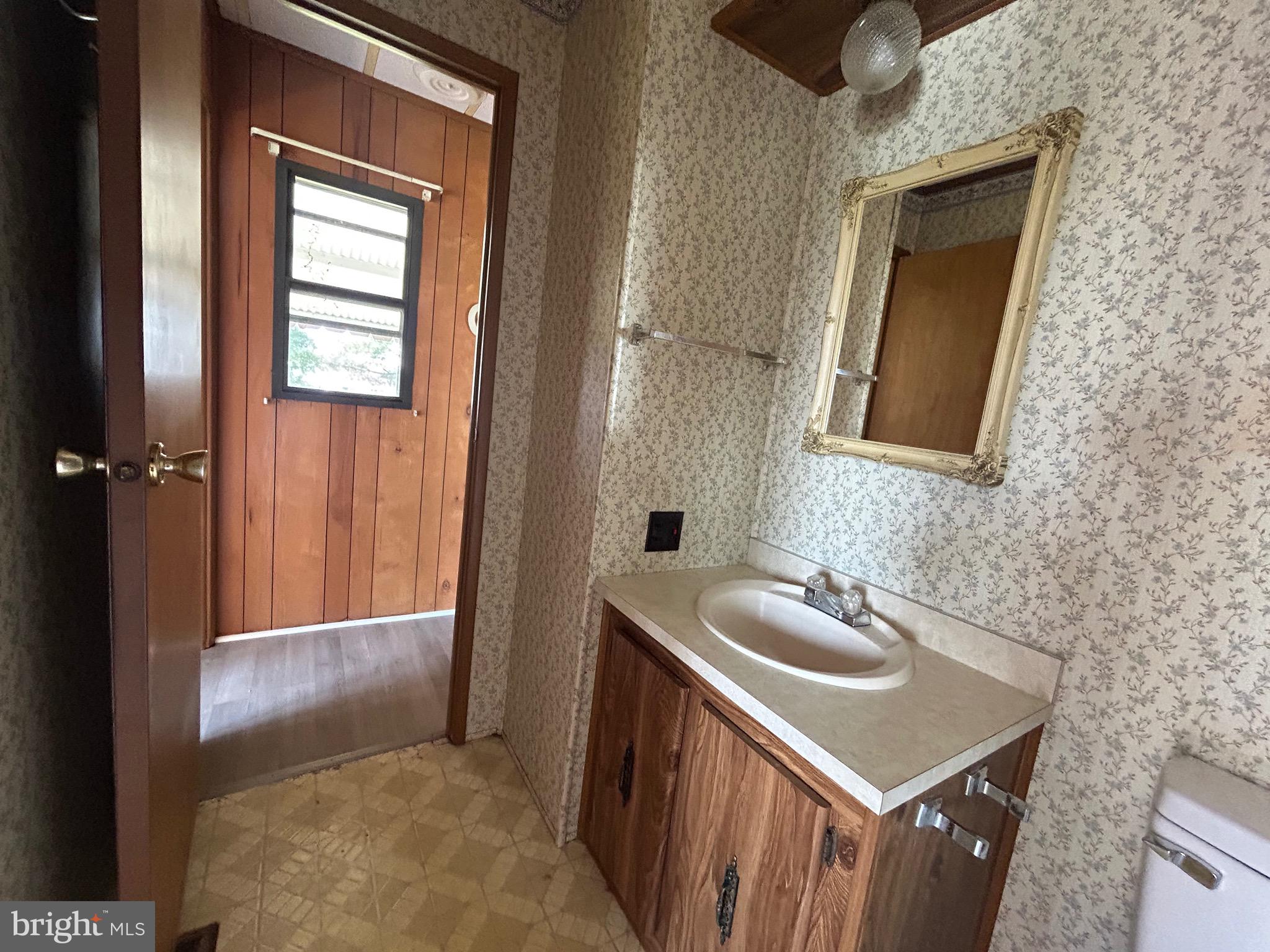 MEADOWVIEW MHP - Residential