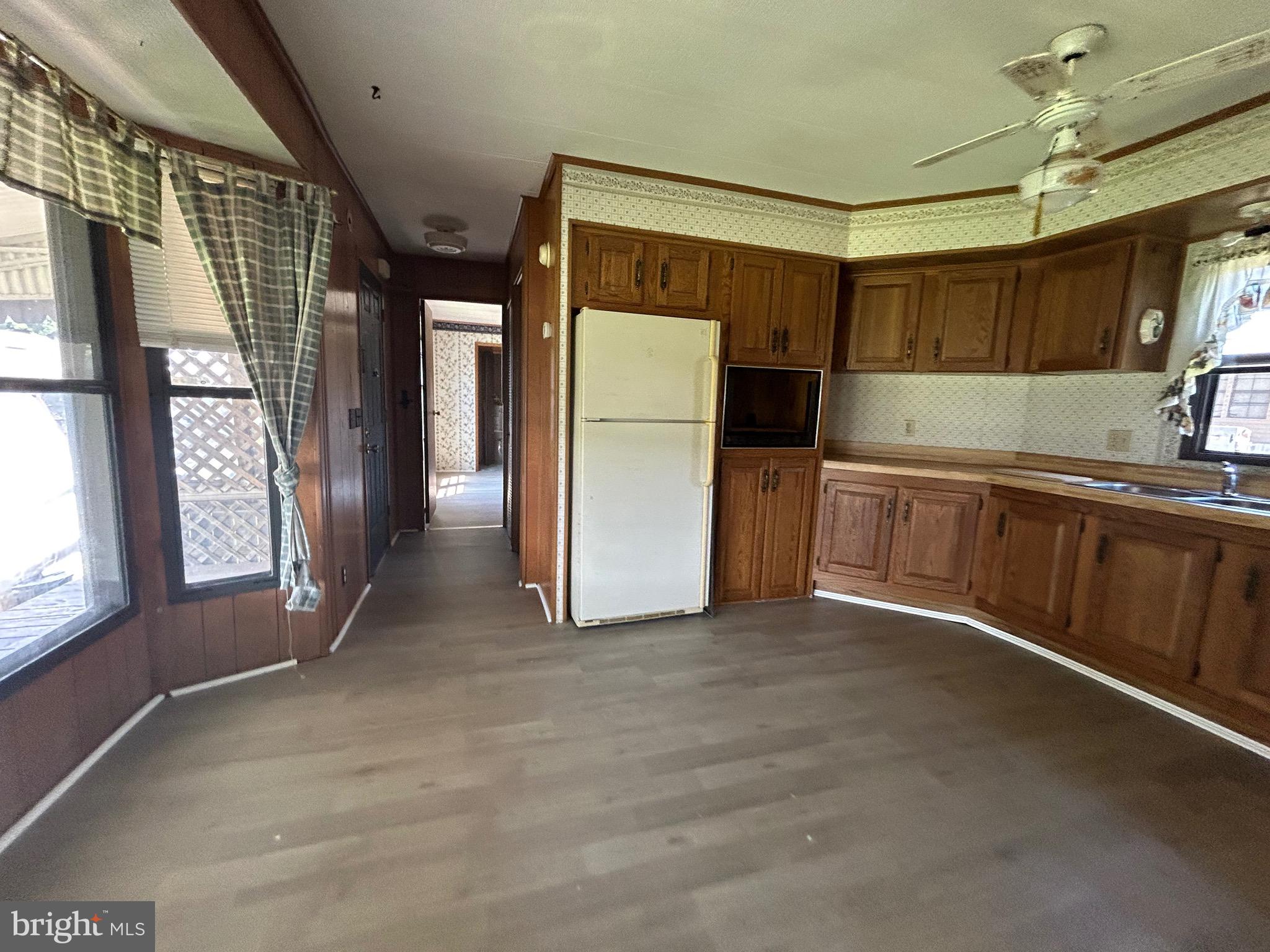 MEADOWVIEW MHP - Residential