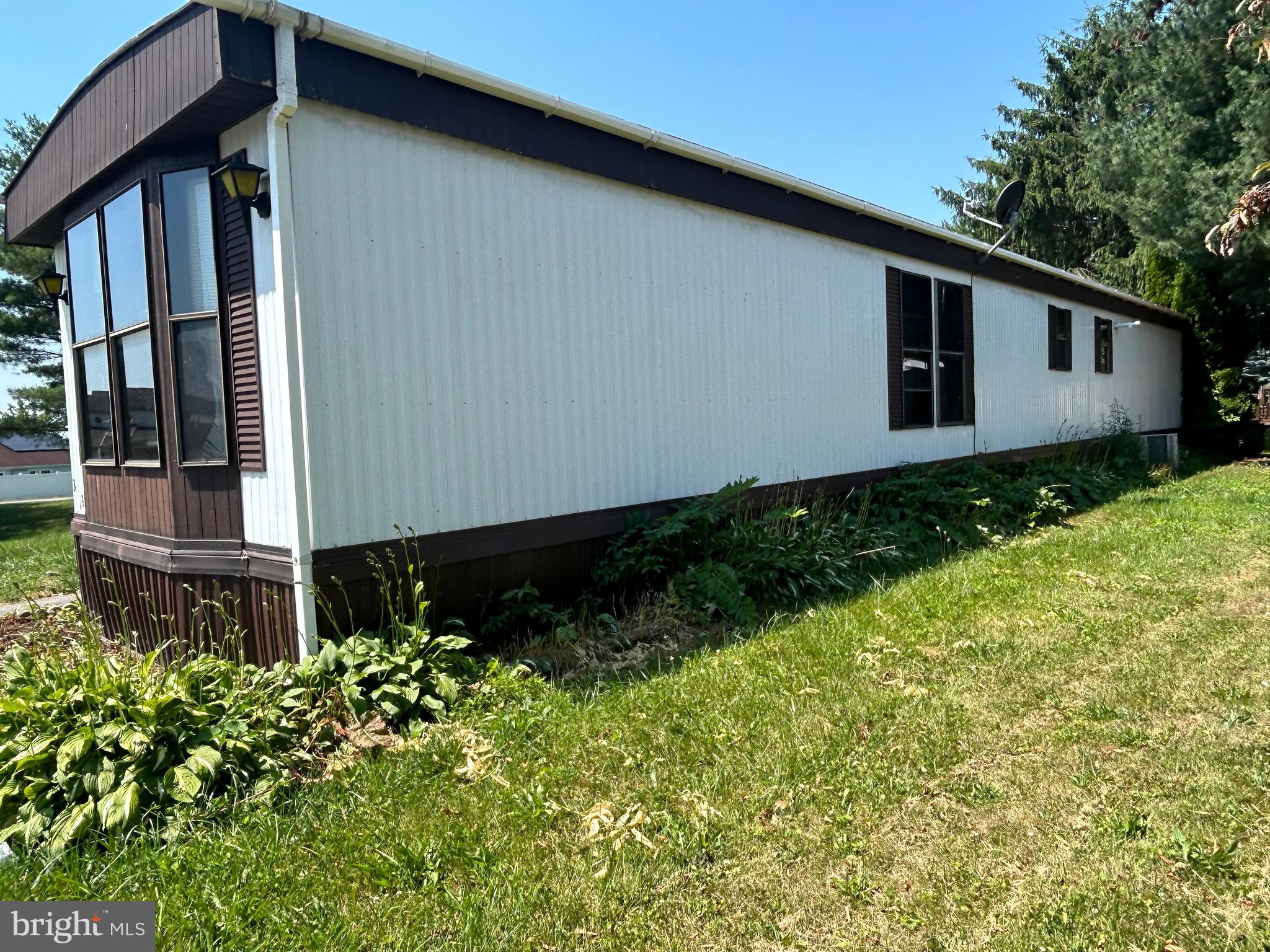 MEADOWVIEW MHP - Residential