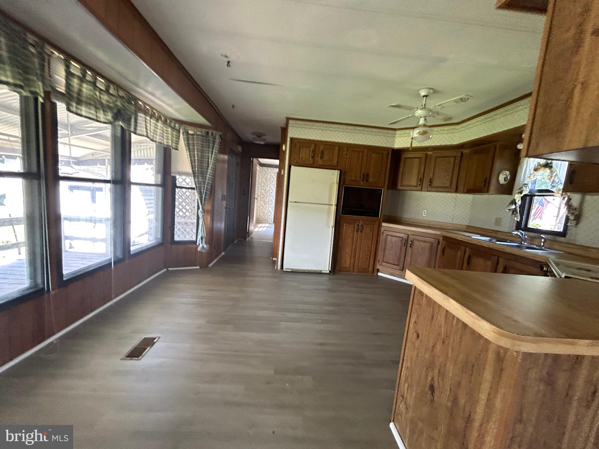 MEADOWVIEW MHP - Residential