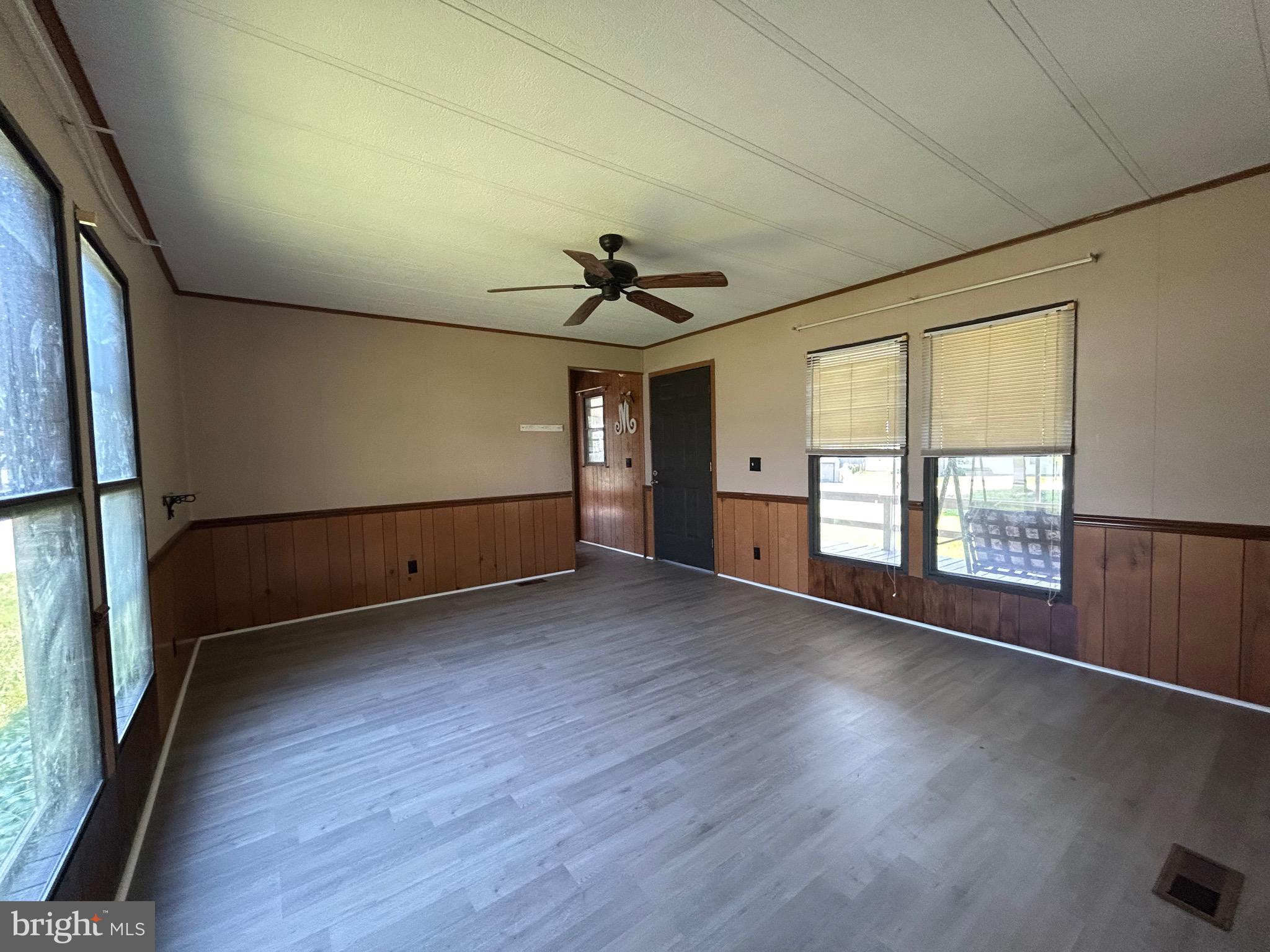 MEADOWVIEW MHP - Residential