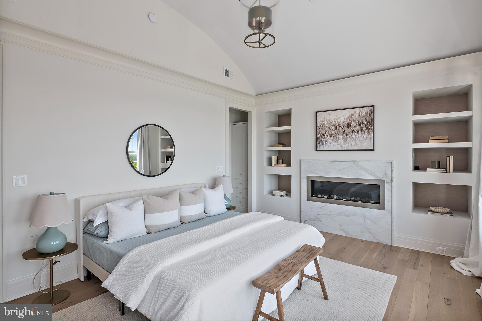 MAIDSTONE FARM - Residential