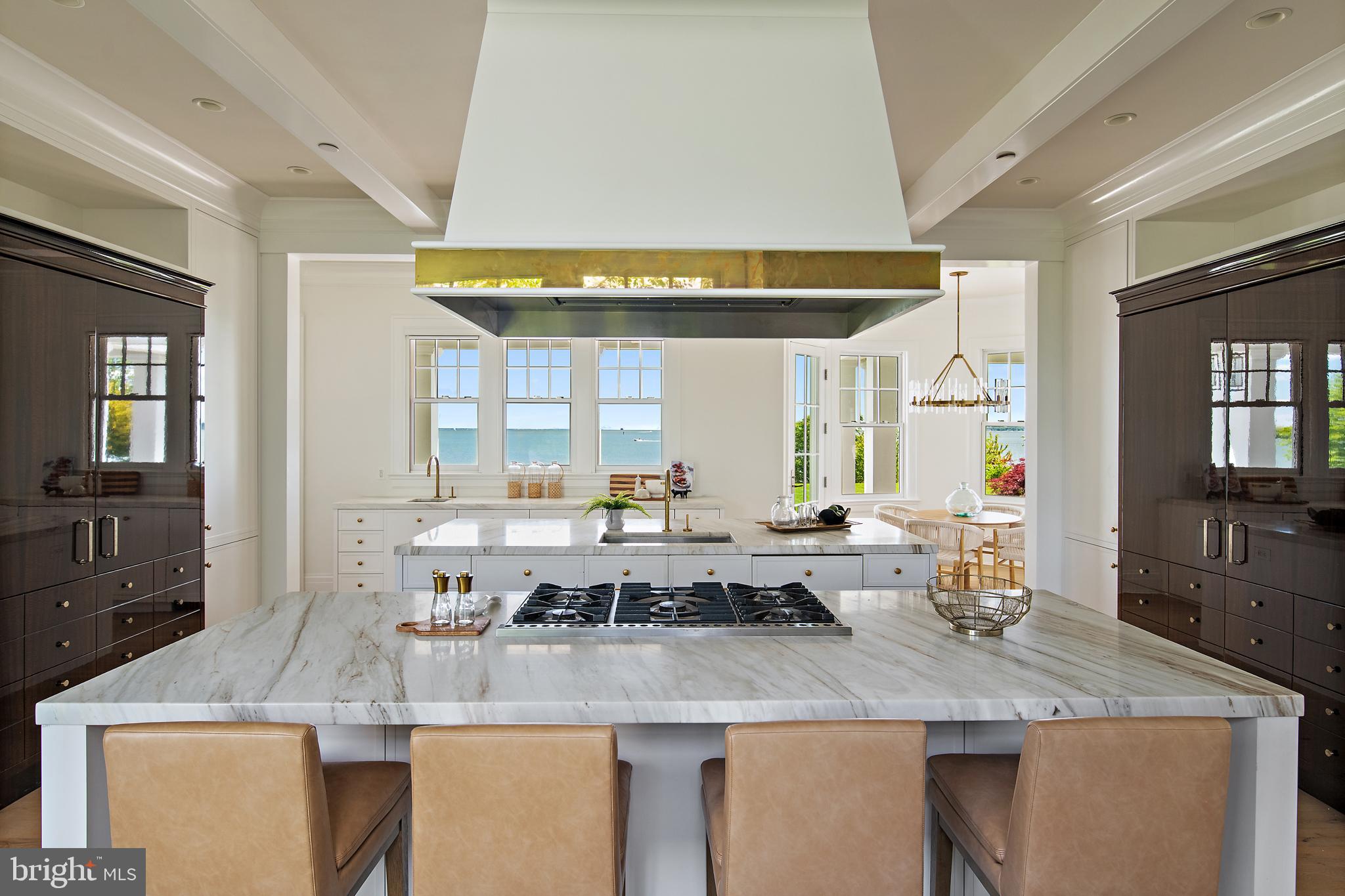 MAIDSTONE FARM - Residential