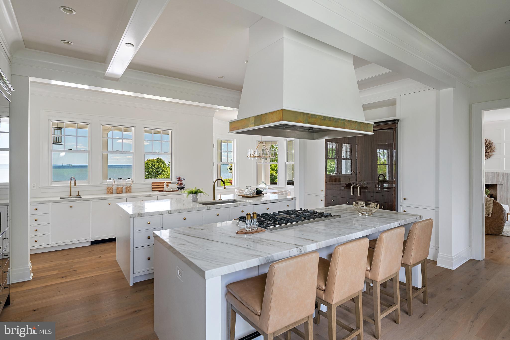 MAIDSTONE FARM - Residential