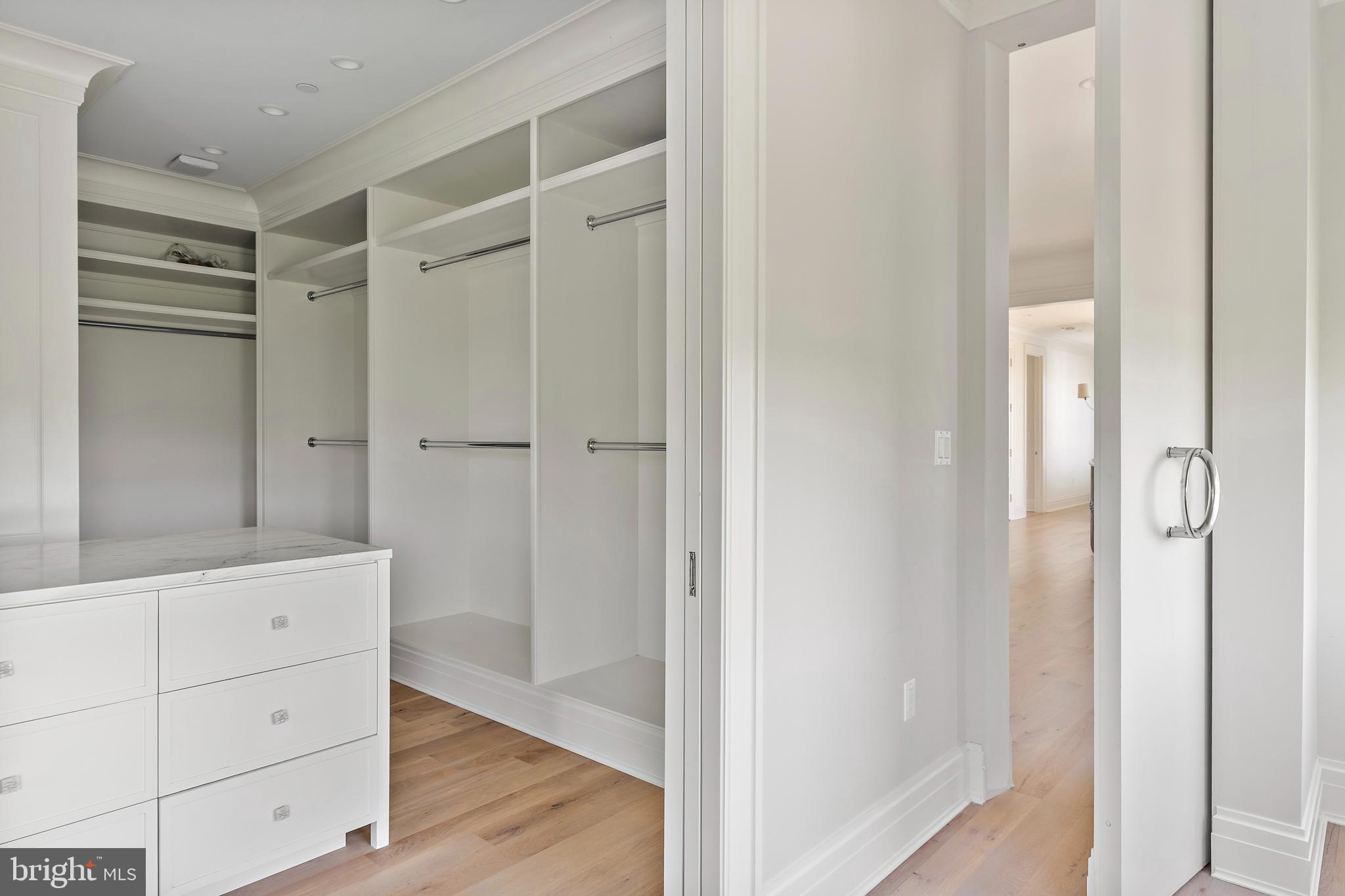 MAIDSTONE FARM - Residential