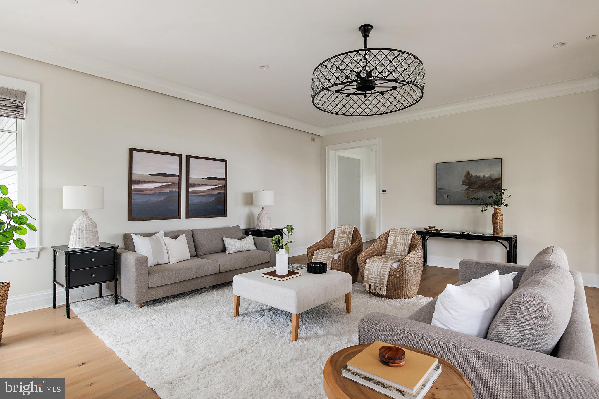 MAIDSTONE FARM - Residential
