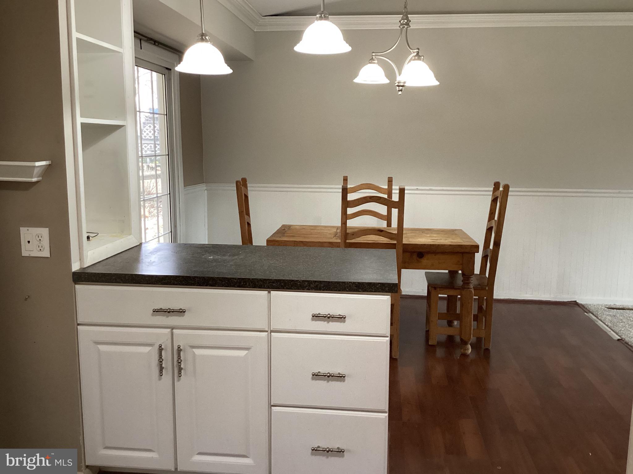 BRIGHT OAKS - Residential