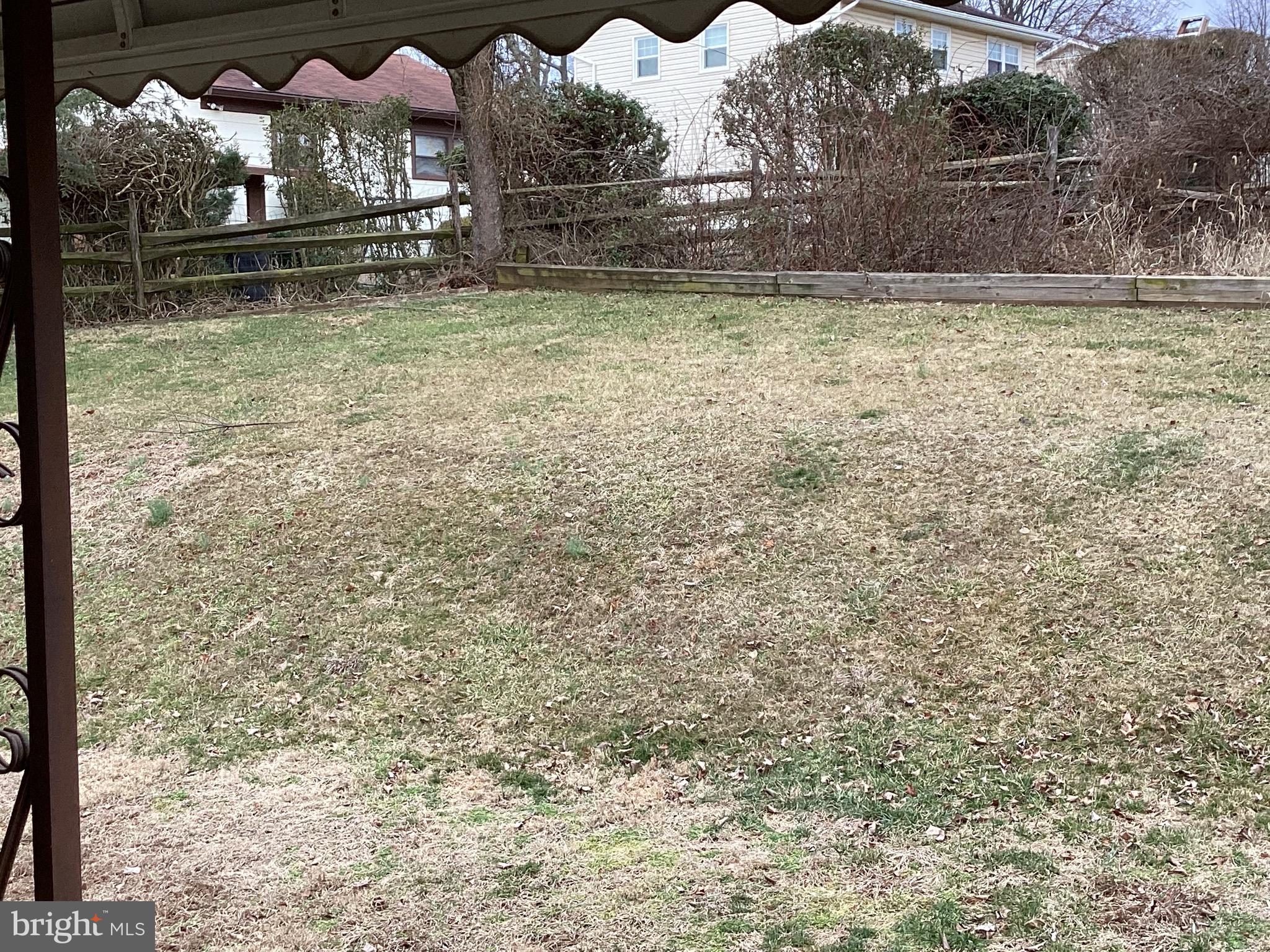 BRIGHT OAKS - Residential