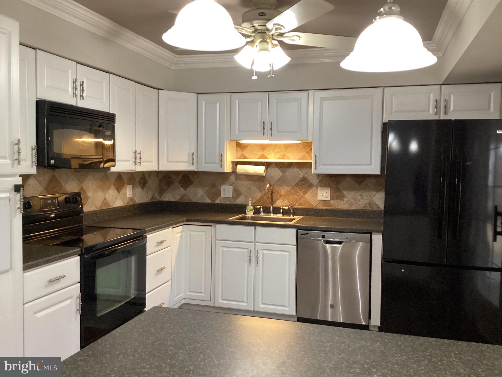 BRIGHT OAKS - Residential