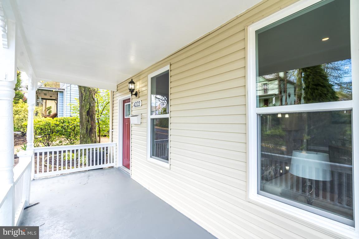 MT RAINIER - Residential Lease