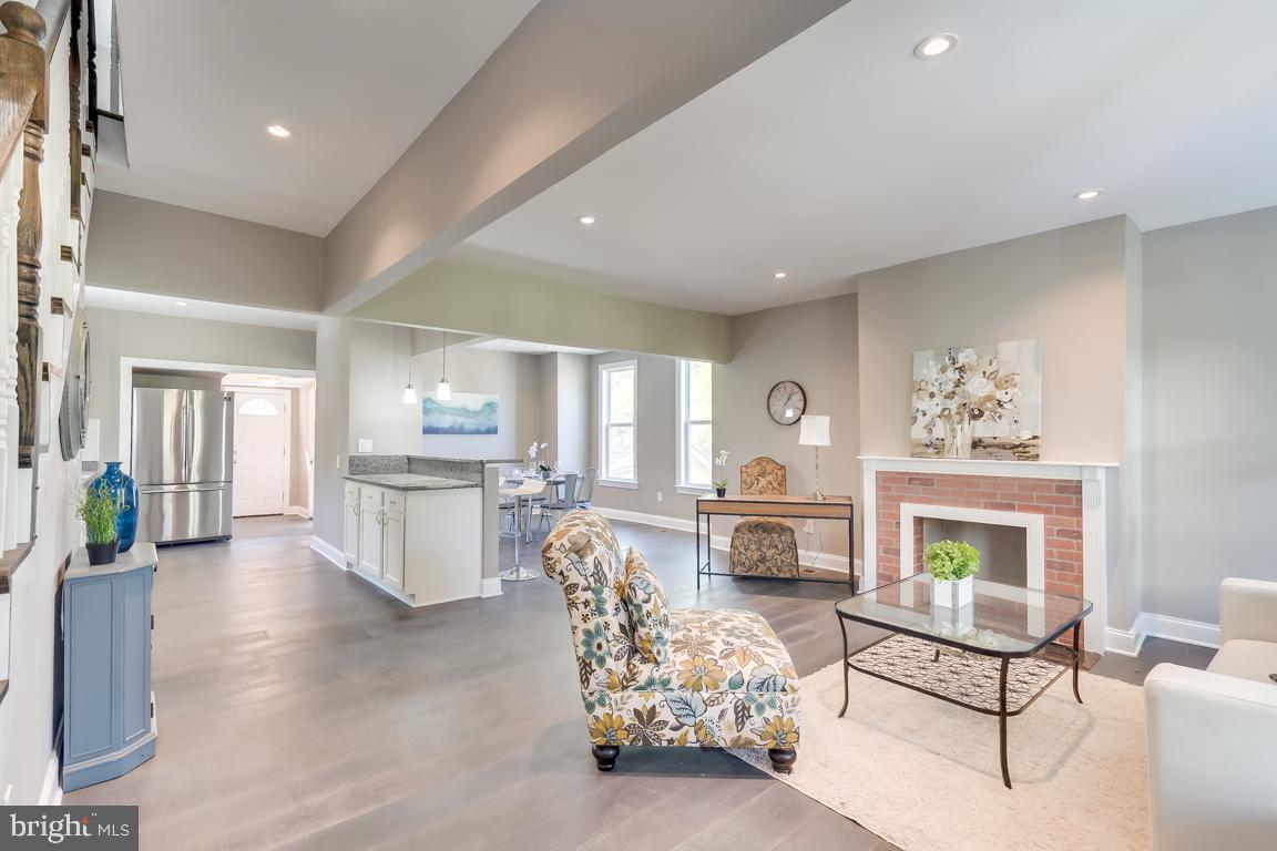 MT RAINIER - Residential Lease