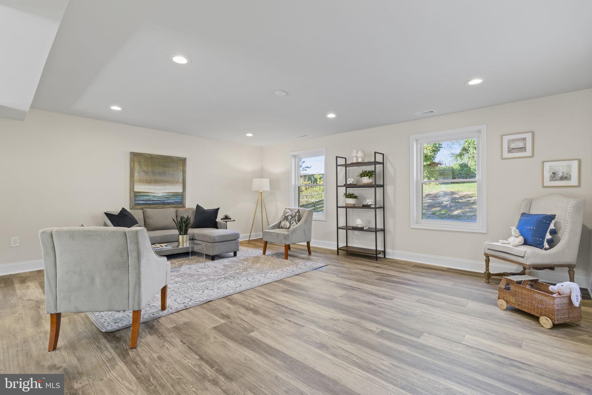 BUCKINGHAM AT BELAIR - Residential