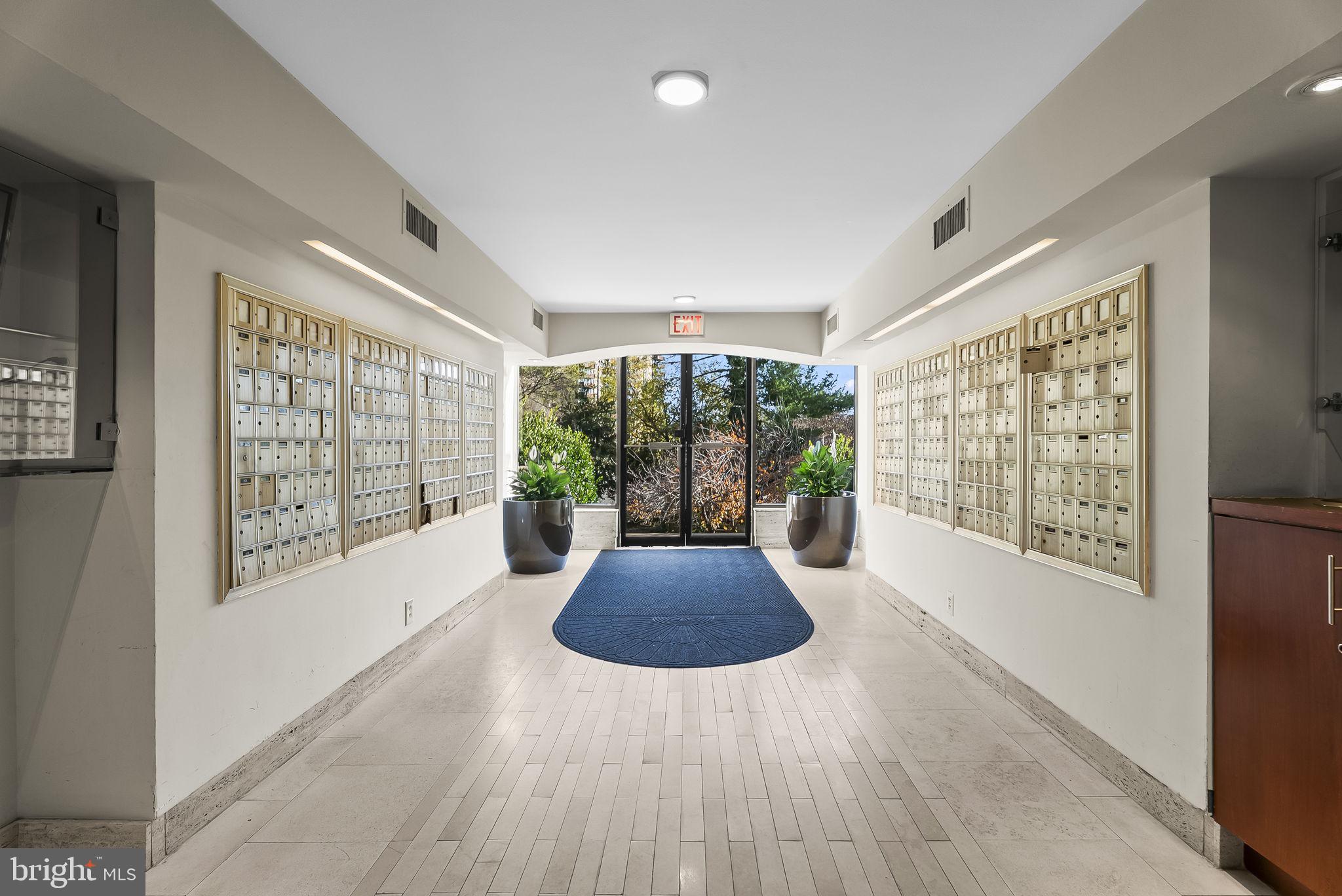 THE FOUNTAINS - Residential Lease