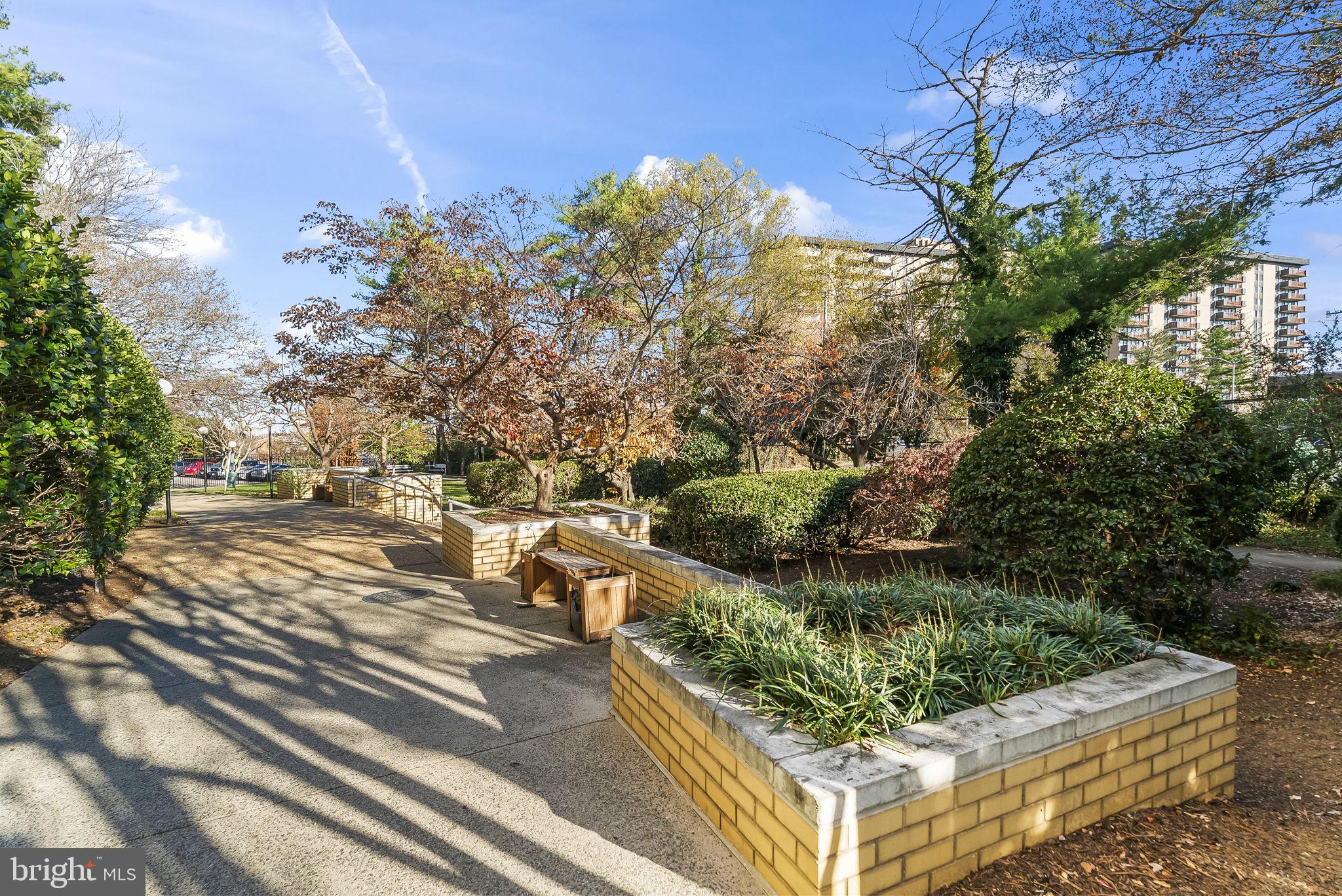 THE FOUNTAINS - Residential Lease