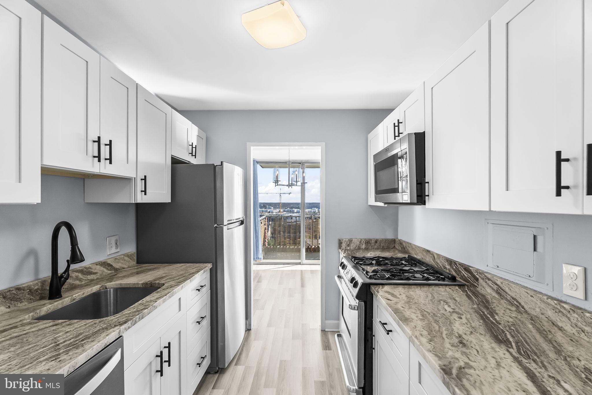 THE FOUNTAINS - Residential Lease