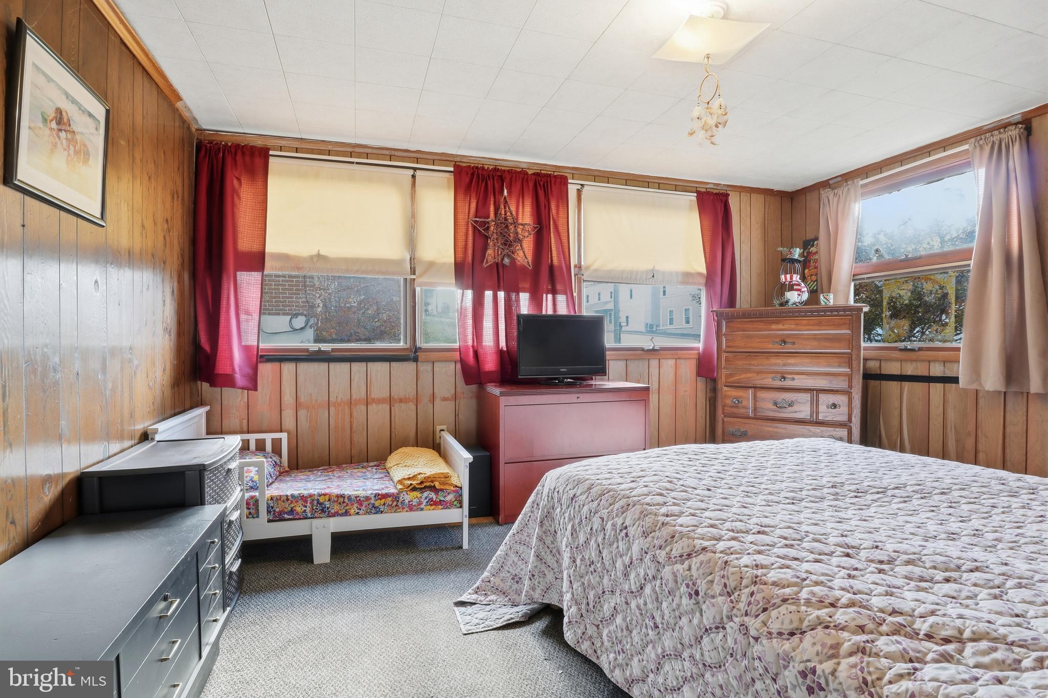 MANCHESTER BORO - Residential