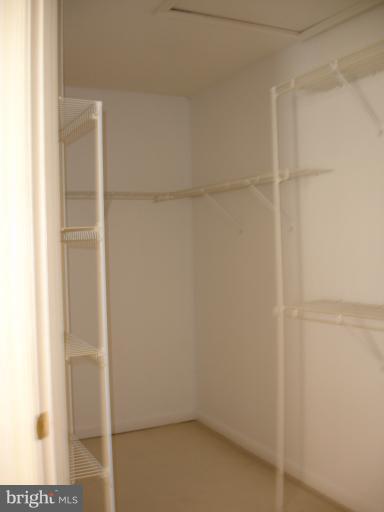 CLOVERLEAF TOWNHOMES - Residential Lease