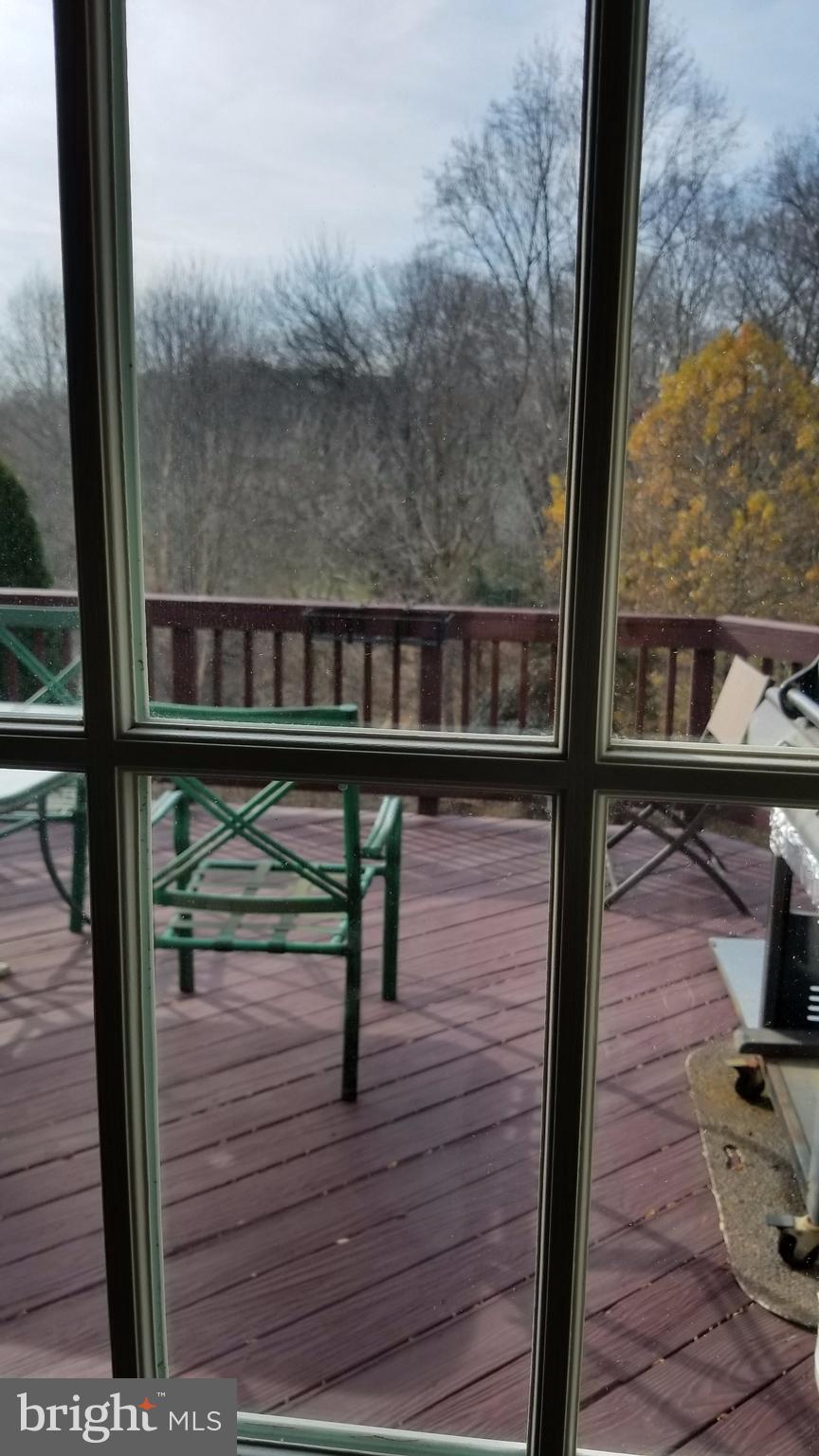 CLOVERLEAF TOWNHOMES - Residential Lease