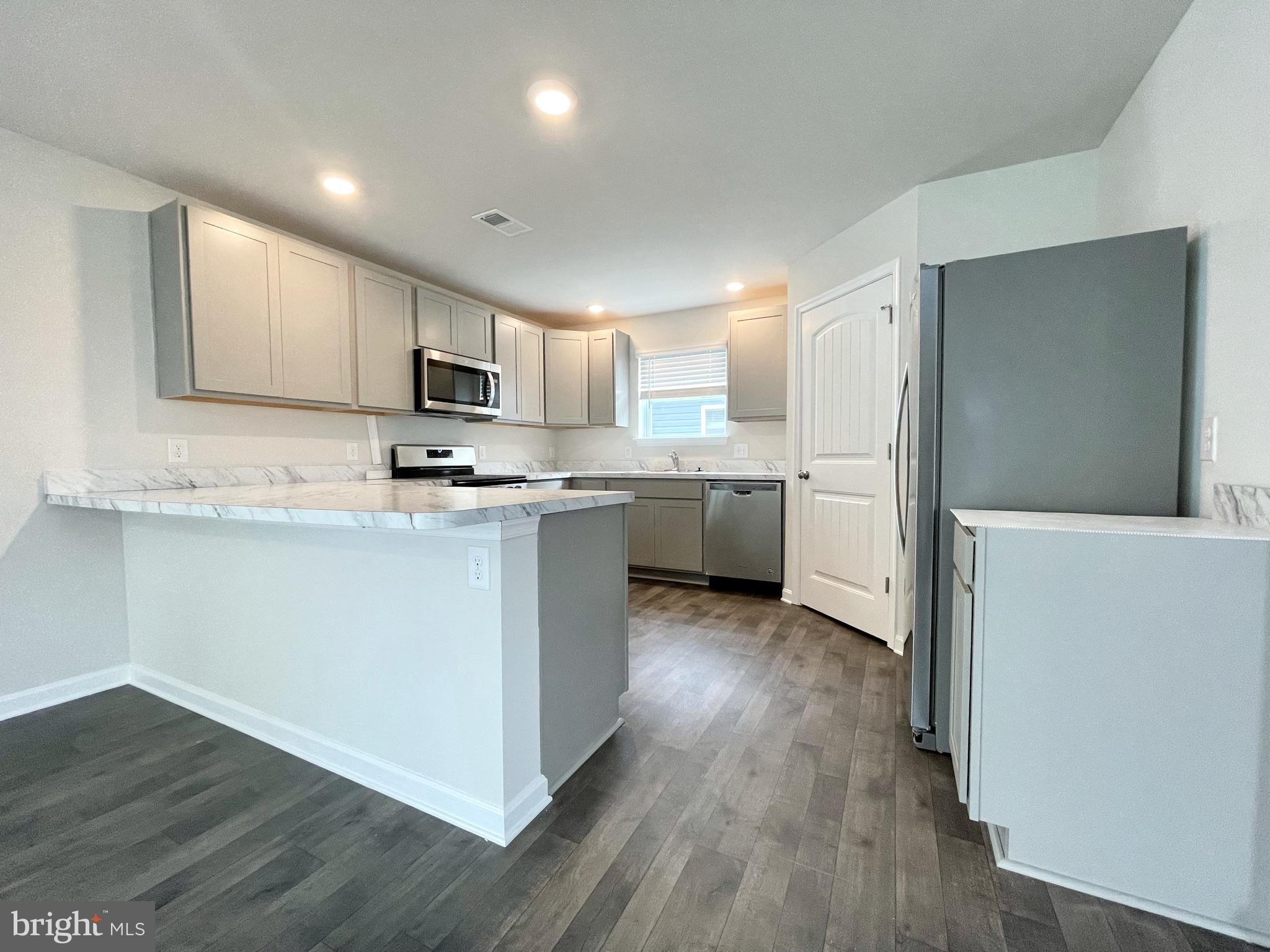 THE VILLAGE AT CHESTERTOWN - Residential