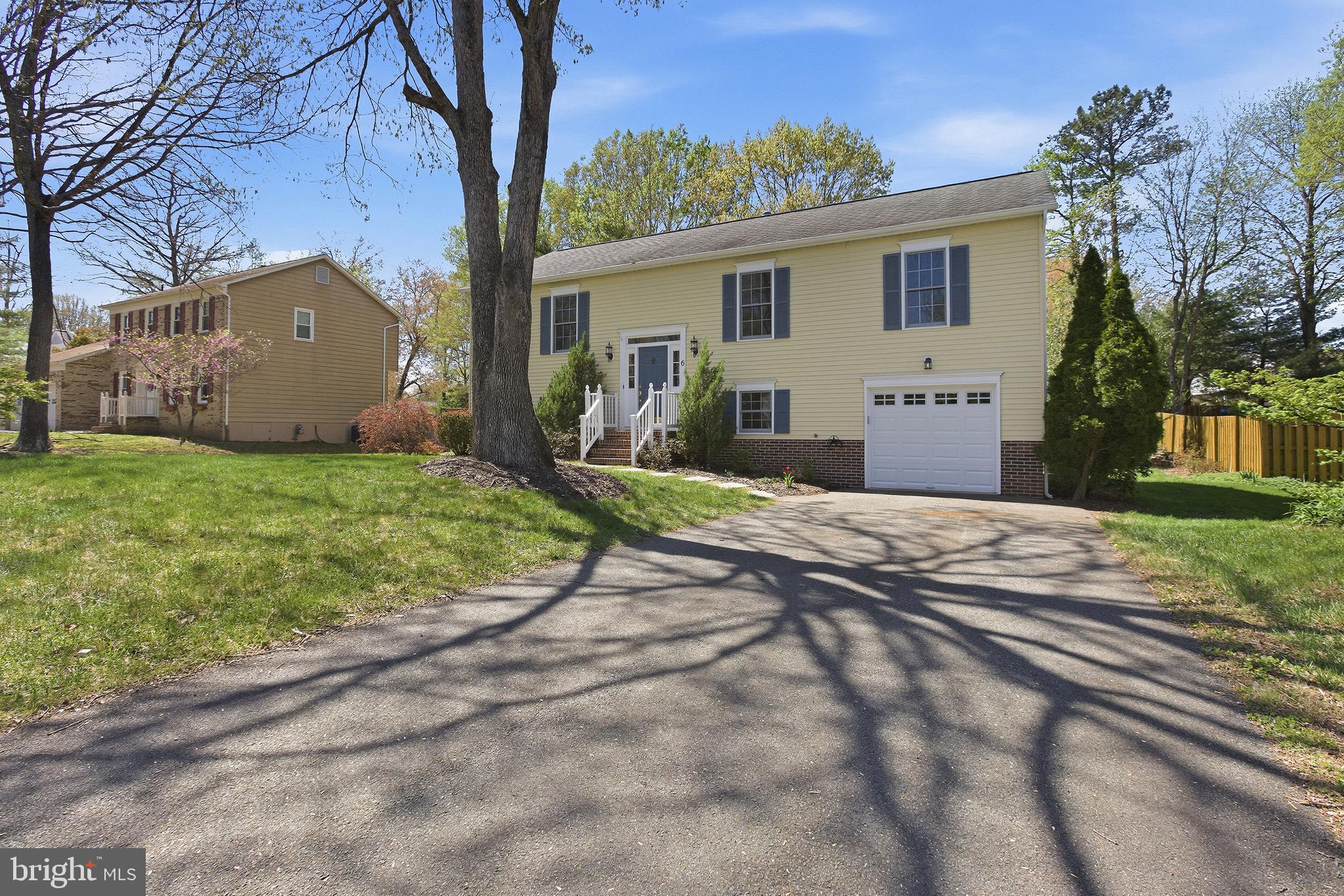 6 LORD FAIRFAX DRIVE