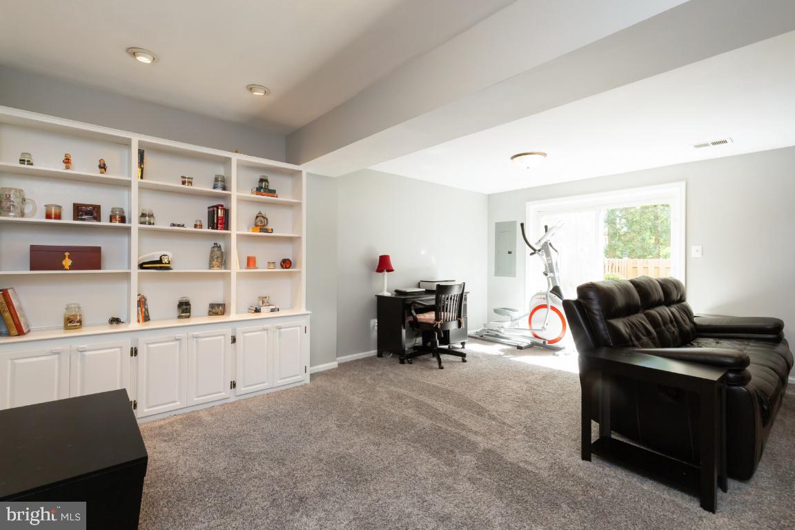 HERITAGE HILL OF ALEXANDRIA - Residential