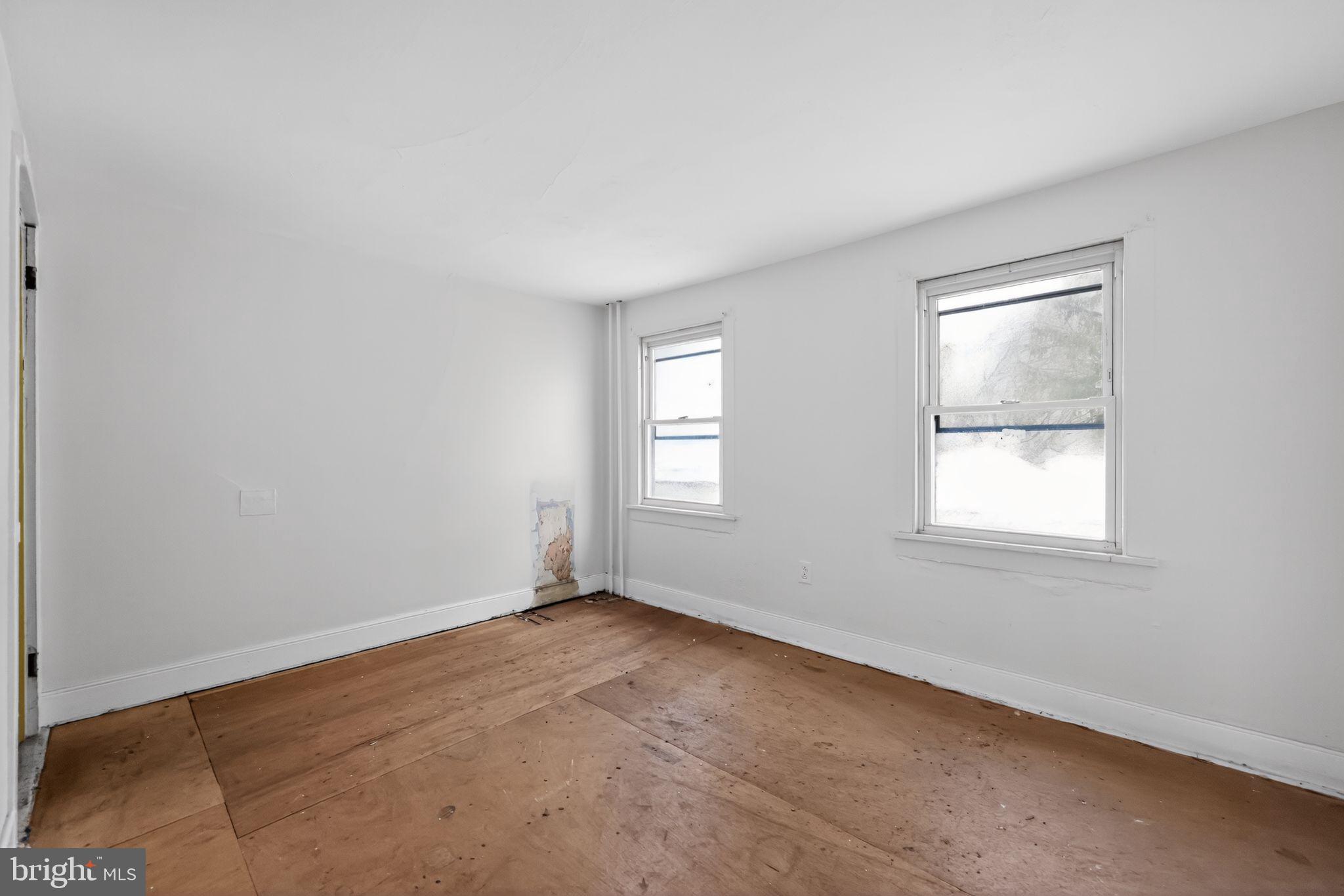 BRISTOL - Residential