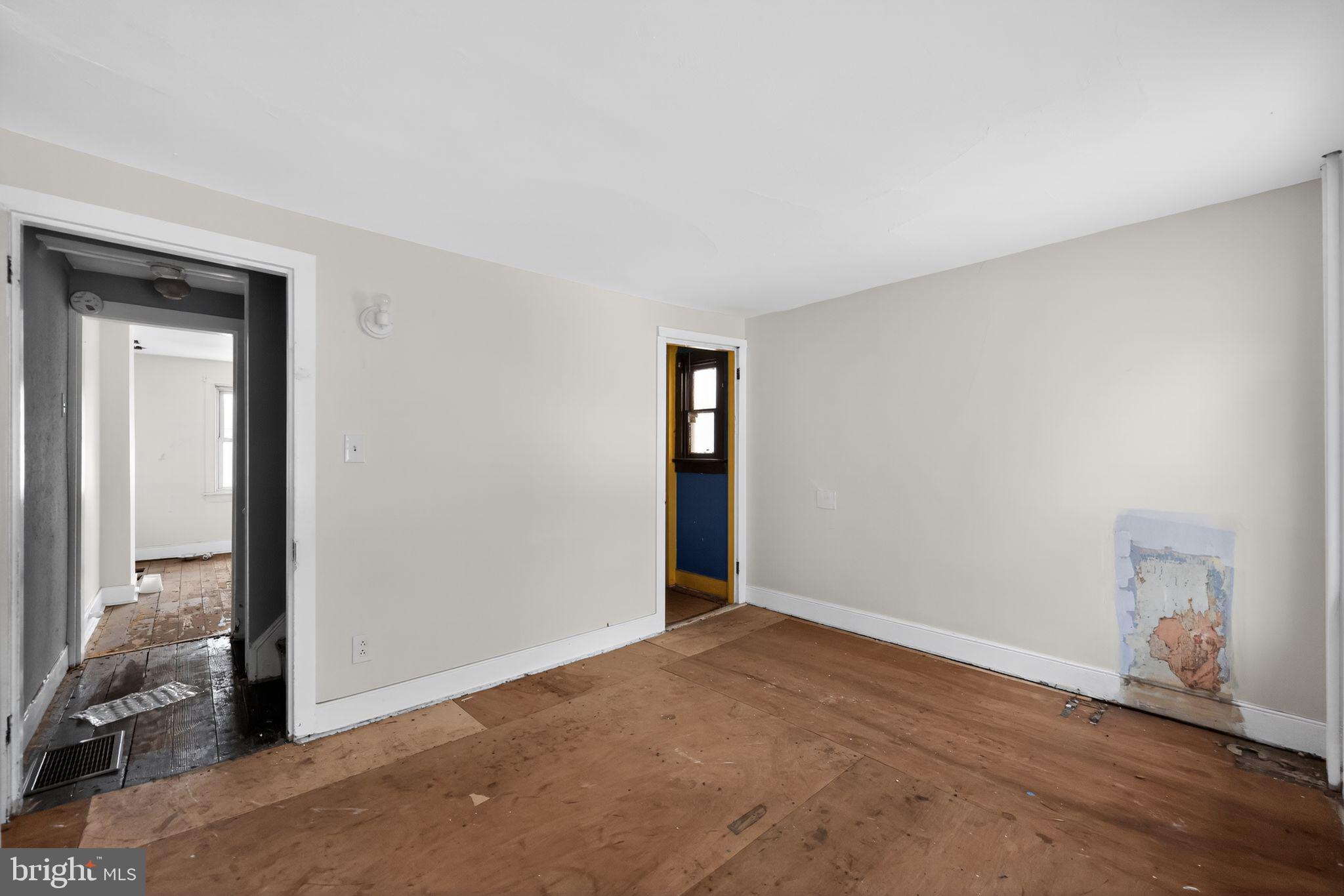 BRISTOL - Residential