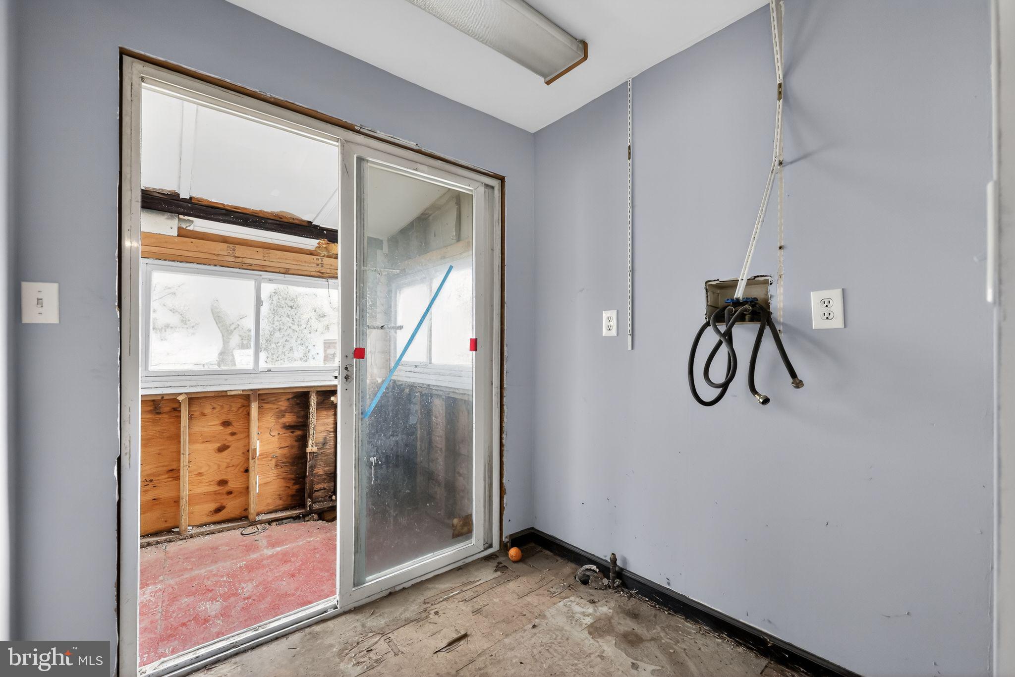 BRISTOL - Residential