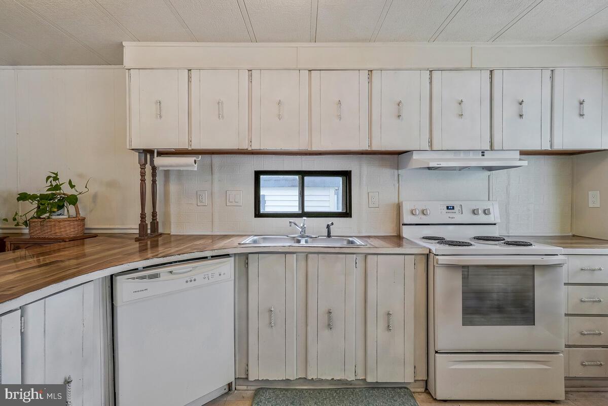 FLOWER VILLAGE - Residential