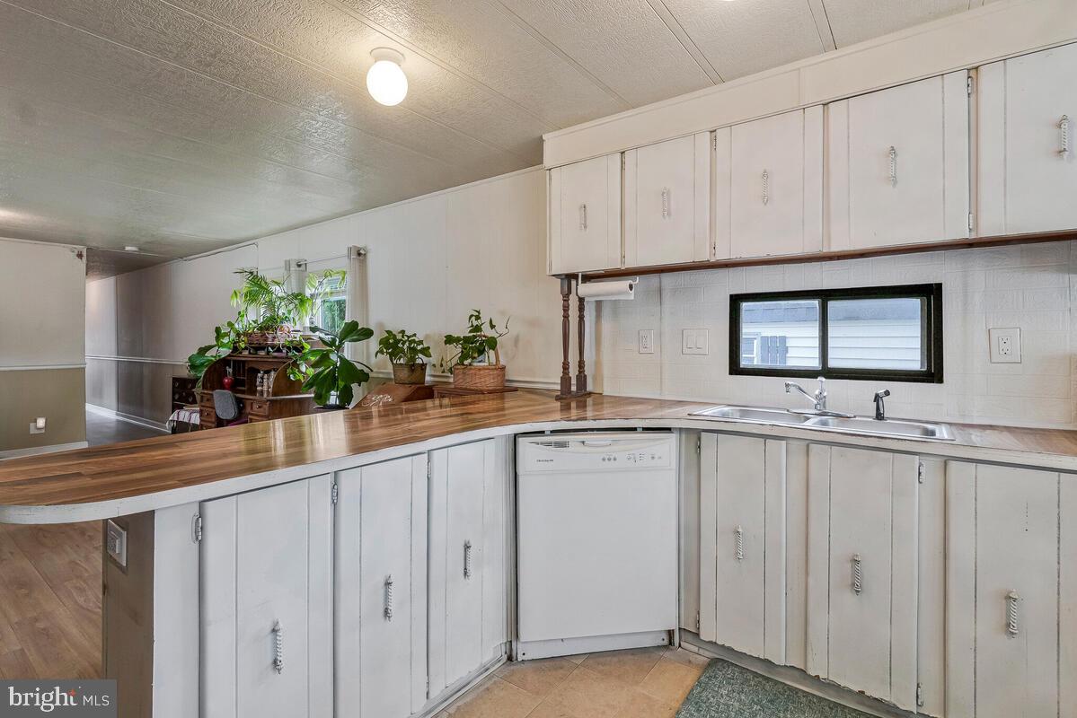 FLOWER VILLAGE - Residential