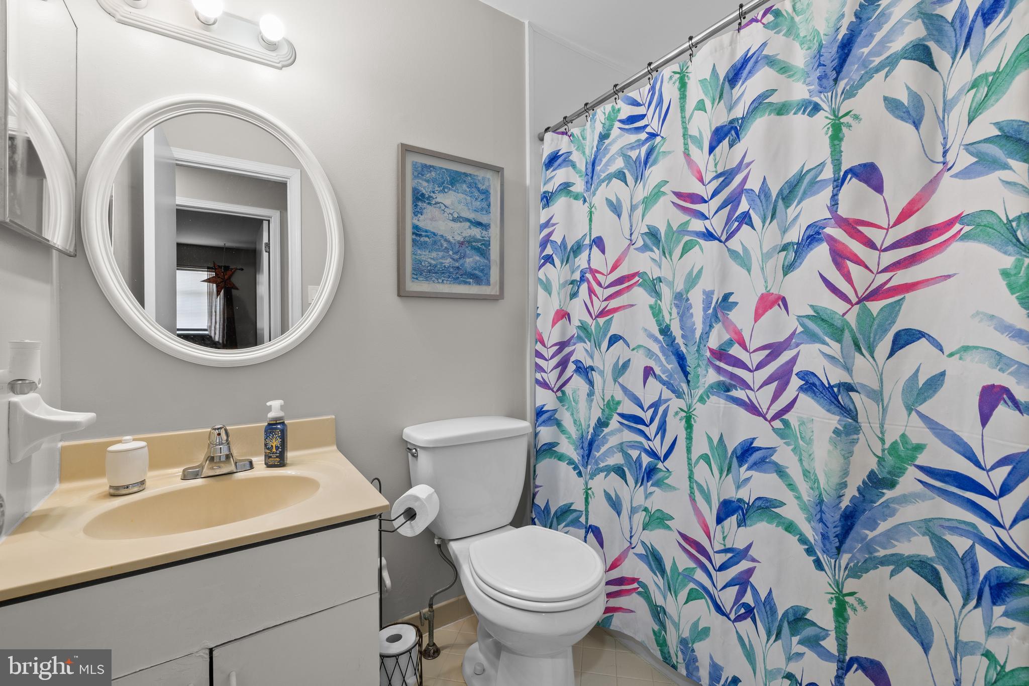 MAPLE HILL - Residential