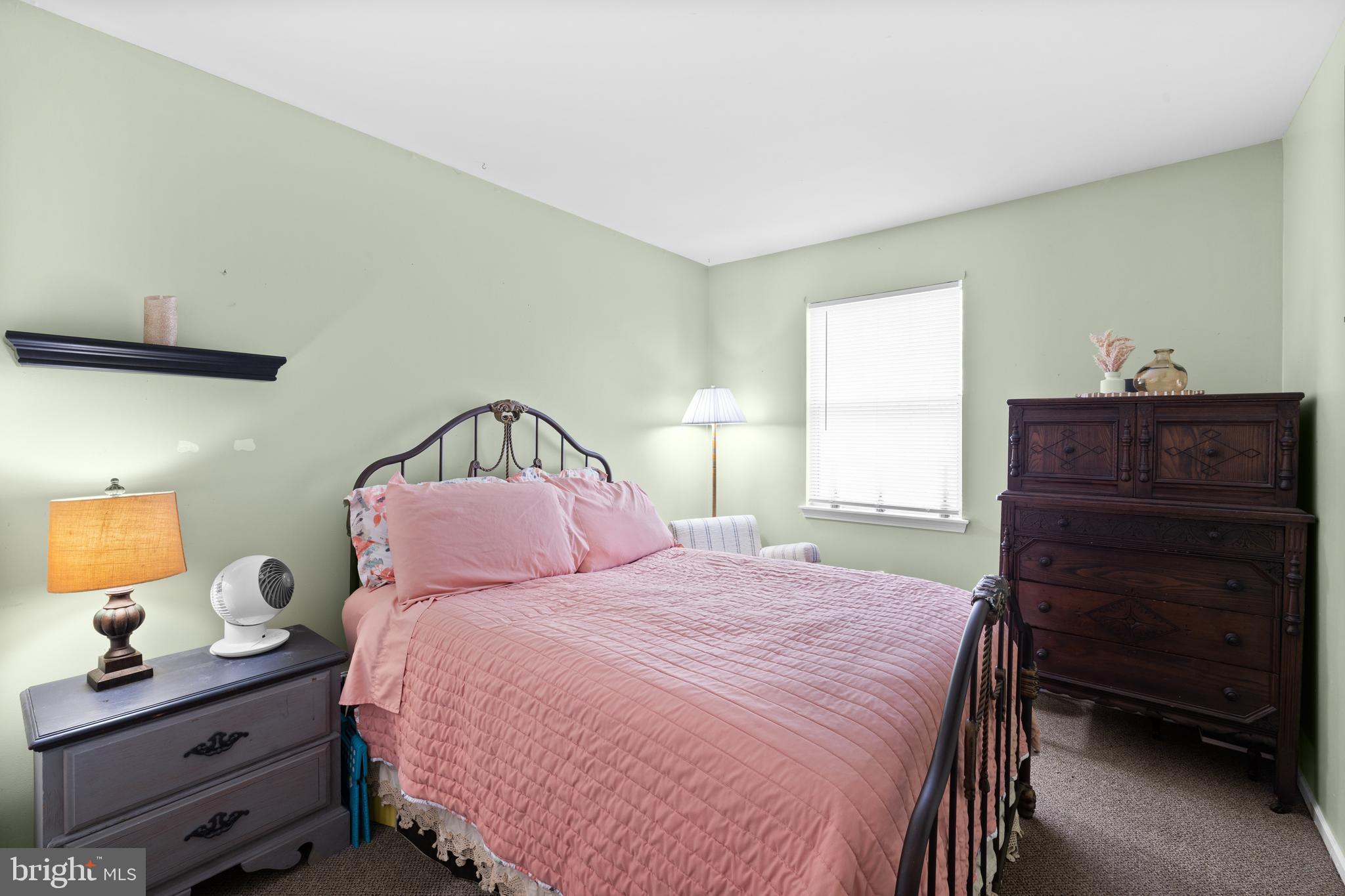 MAPLE HILL - Residential