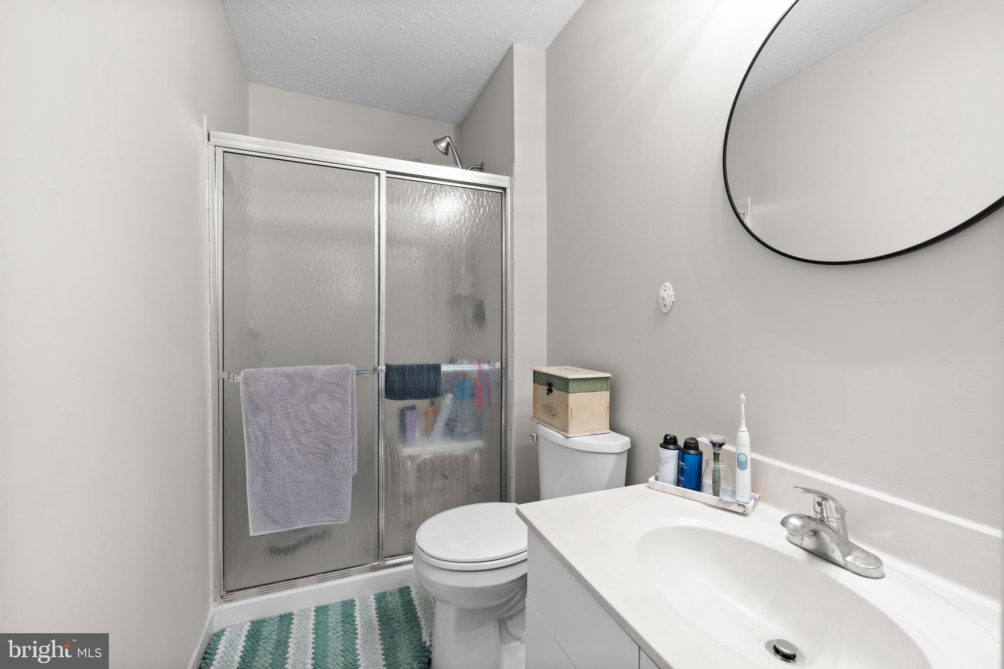 MAPLE HILL - Residential