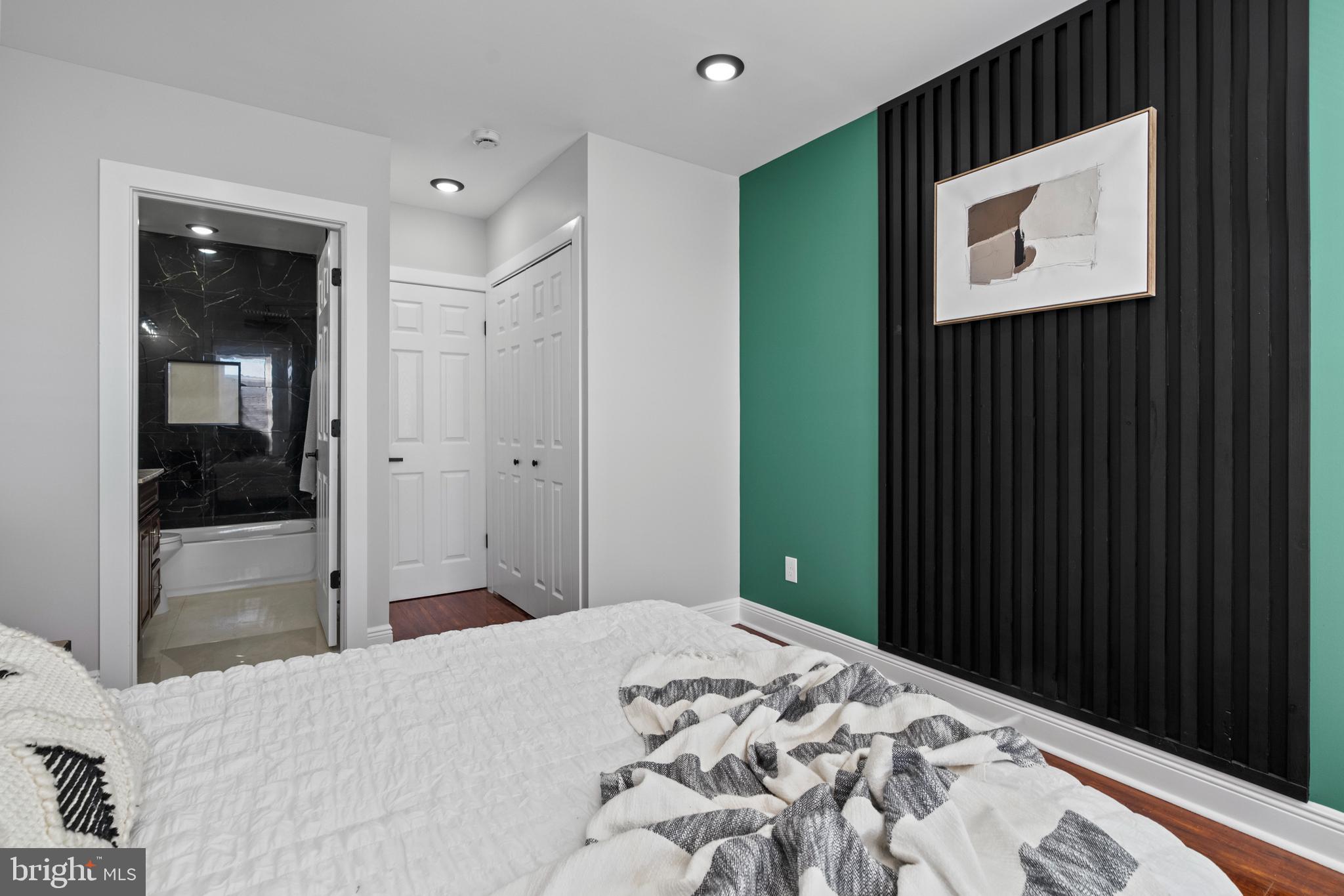 MCELDERRY PARK - Residential