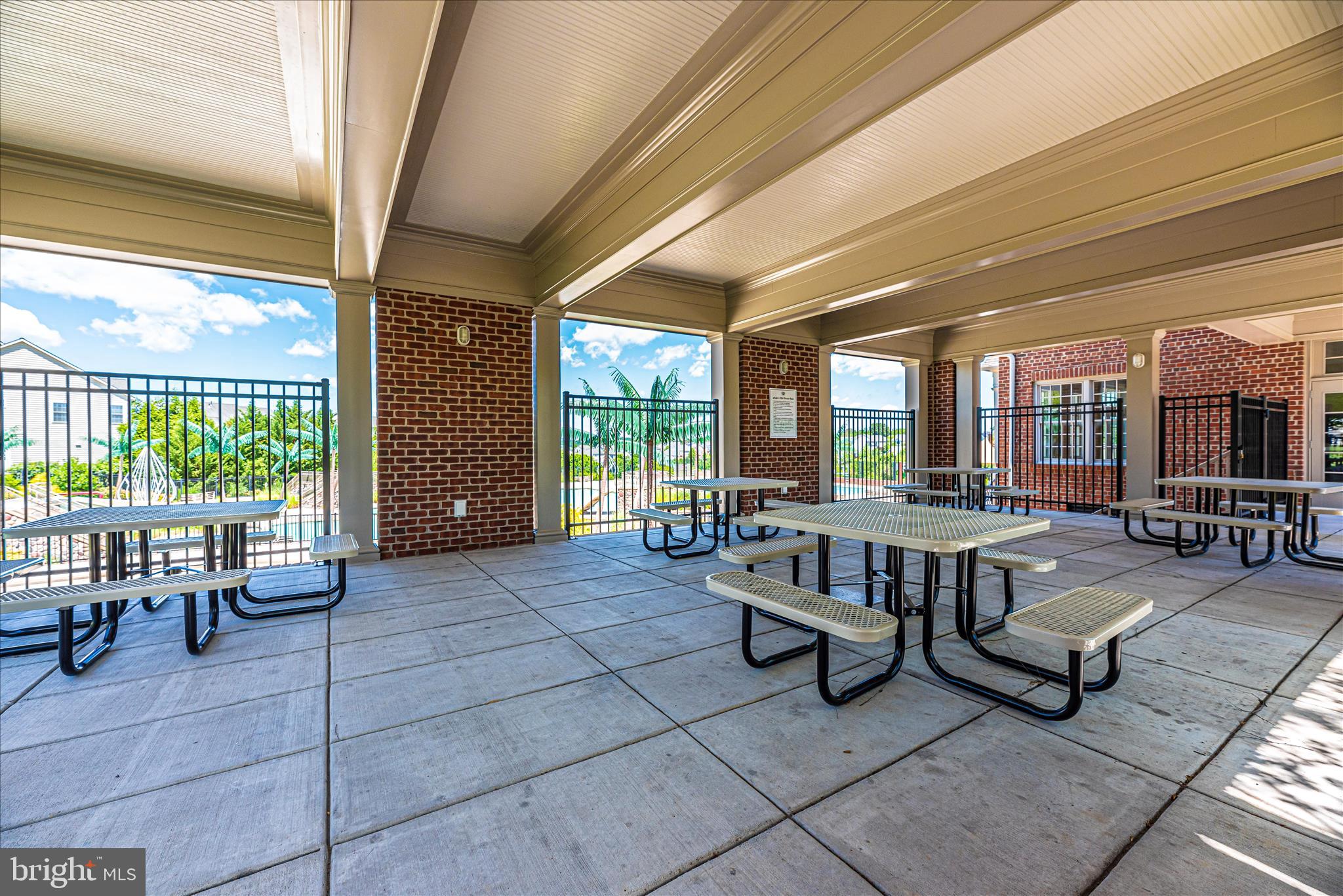 VILLAGES OF URBANA - Residential