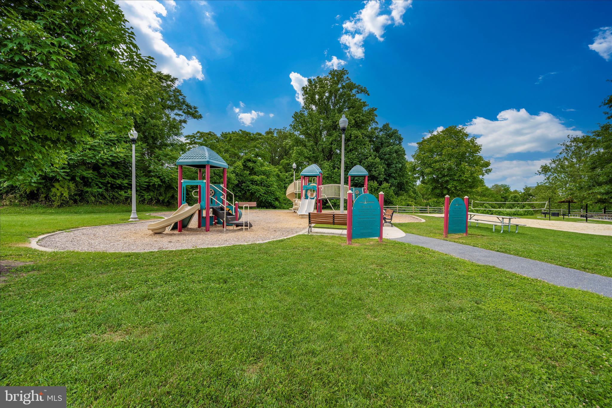 VILLAGES OF URBANA - Residential