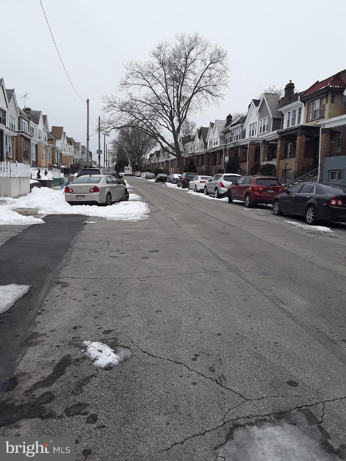 5818 WOODCREST AVENUE