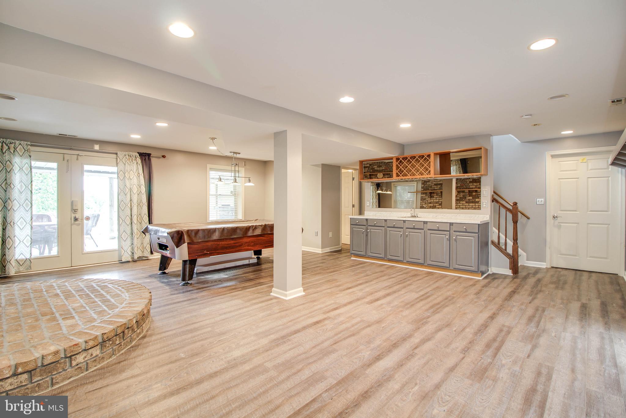 CHRISTY ACRES - Residential