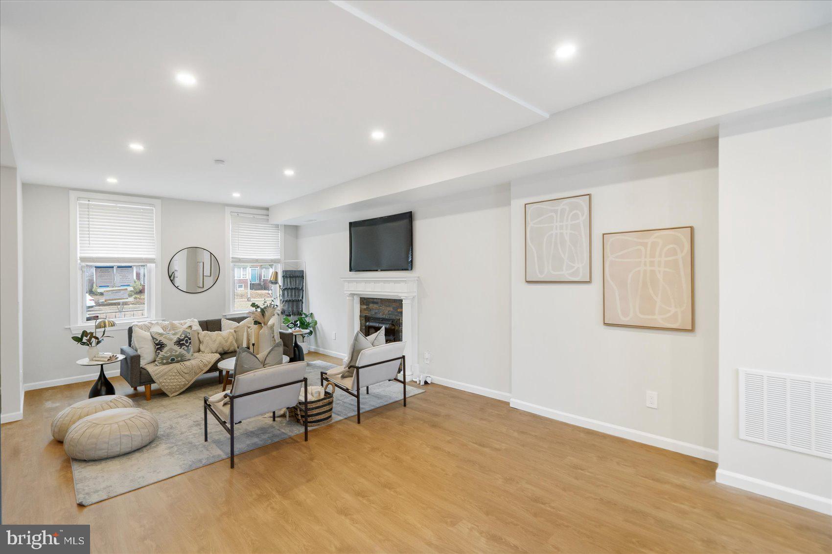 WAVERLY - Residential